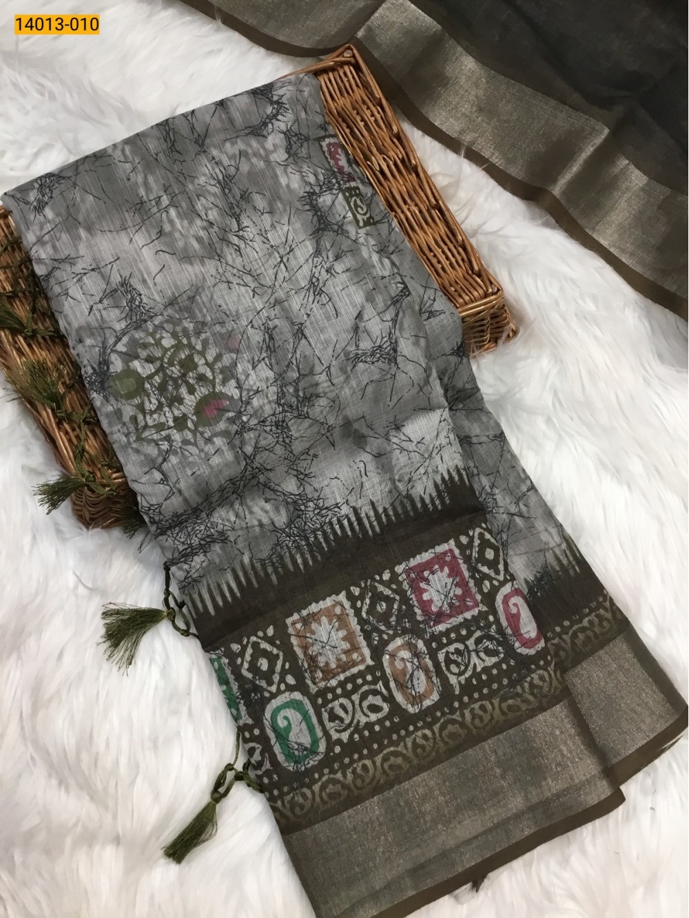 Gray With Green Linen Cotton Saree