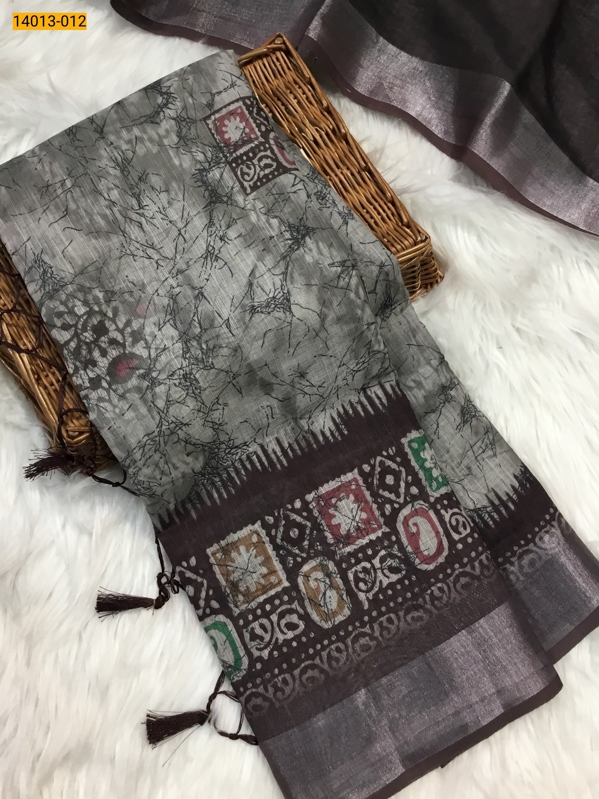 Gray With Wine Linen Cotton Saree