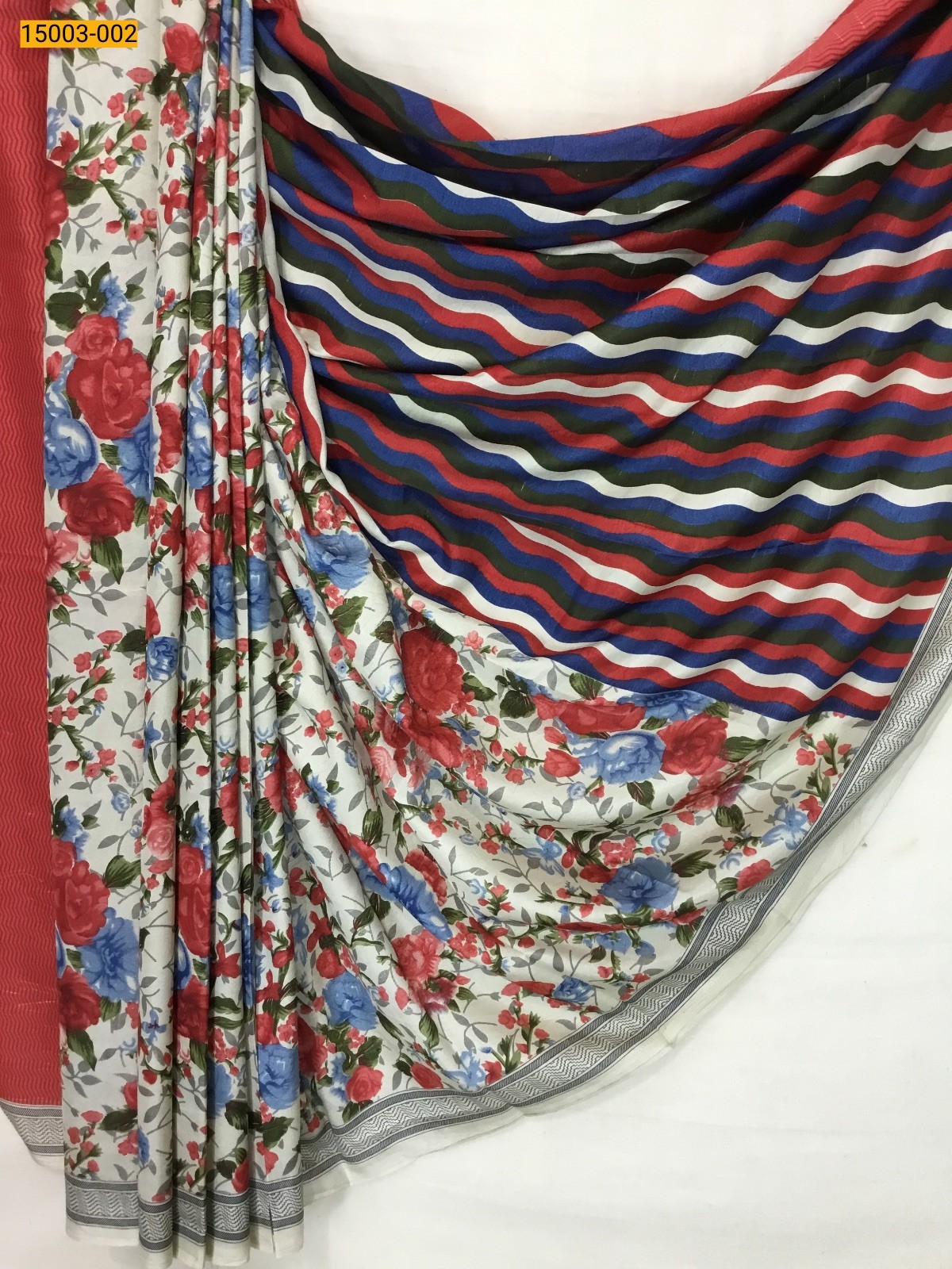 Sandal with Red Floral crepe sarees