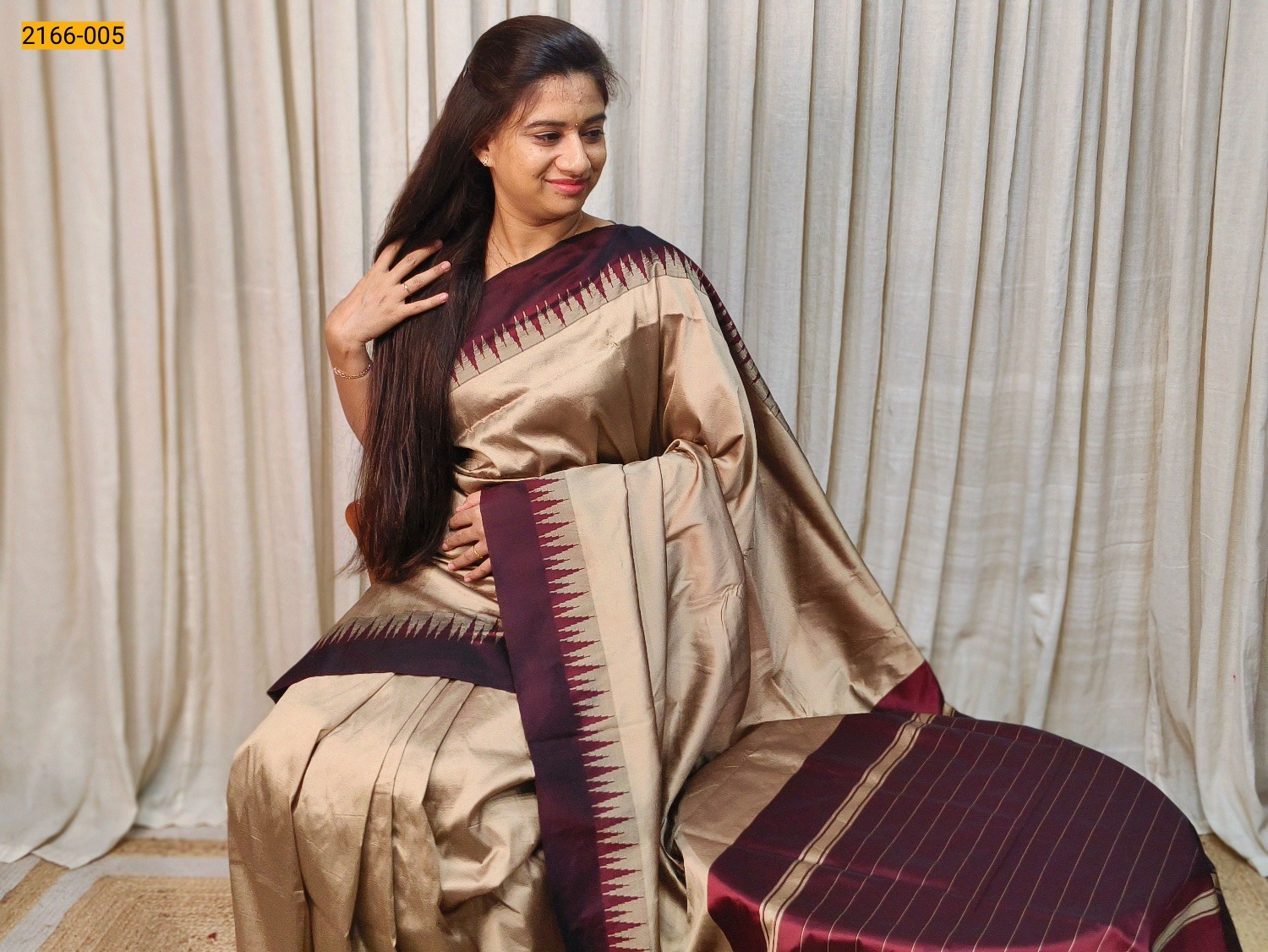 Sandal Thalampoo Raw Silk Saree