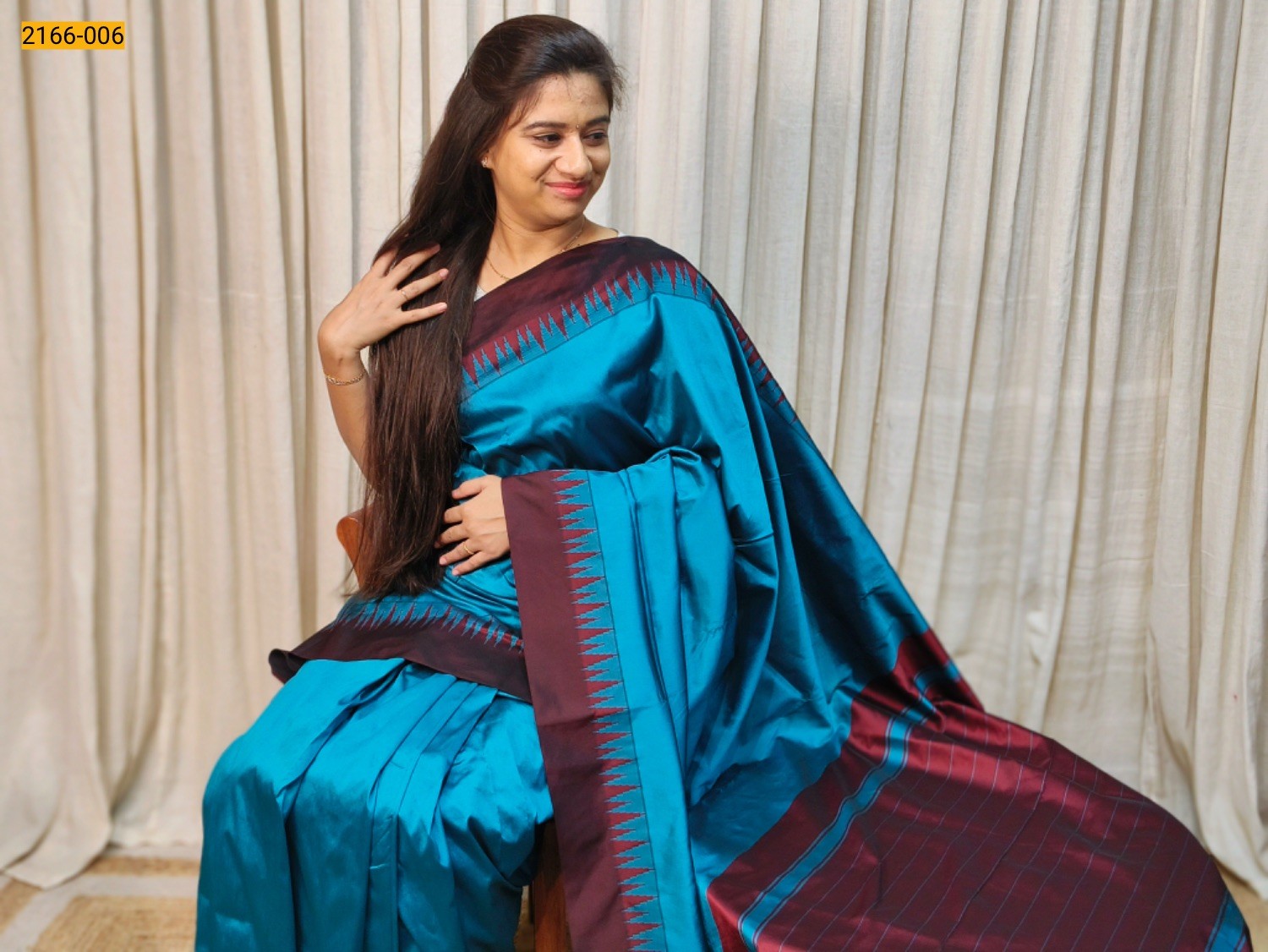 Rama Green Thalampoo Raw Silk Saree