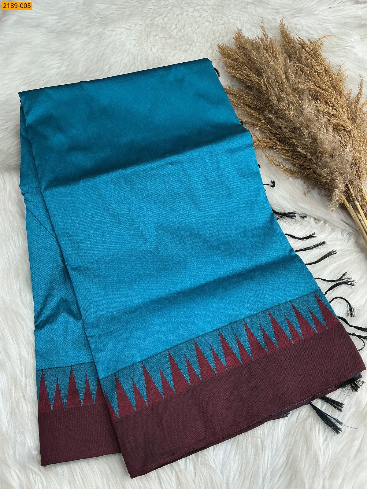 Blue Thalampoo Raw Silk Saree