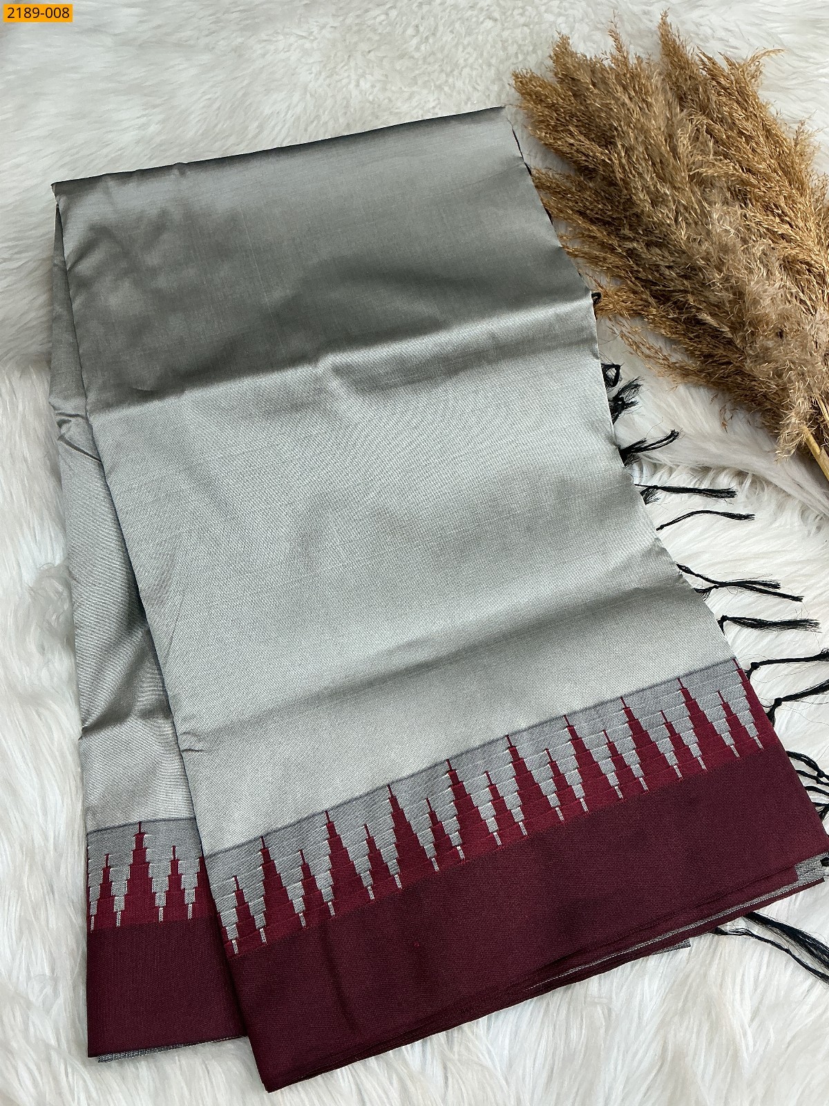 Grey Thalampoo Raw Silk Saree