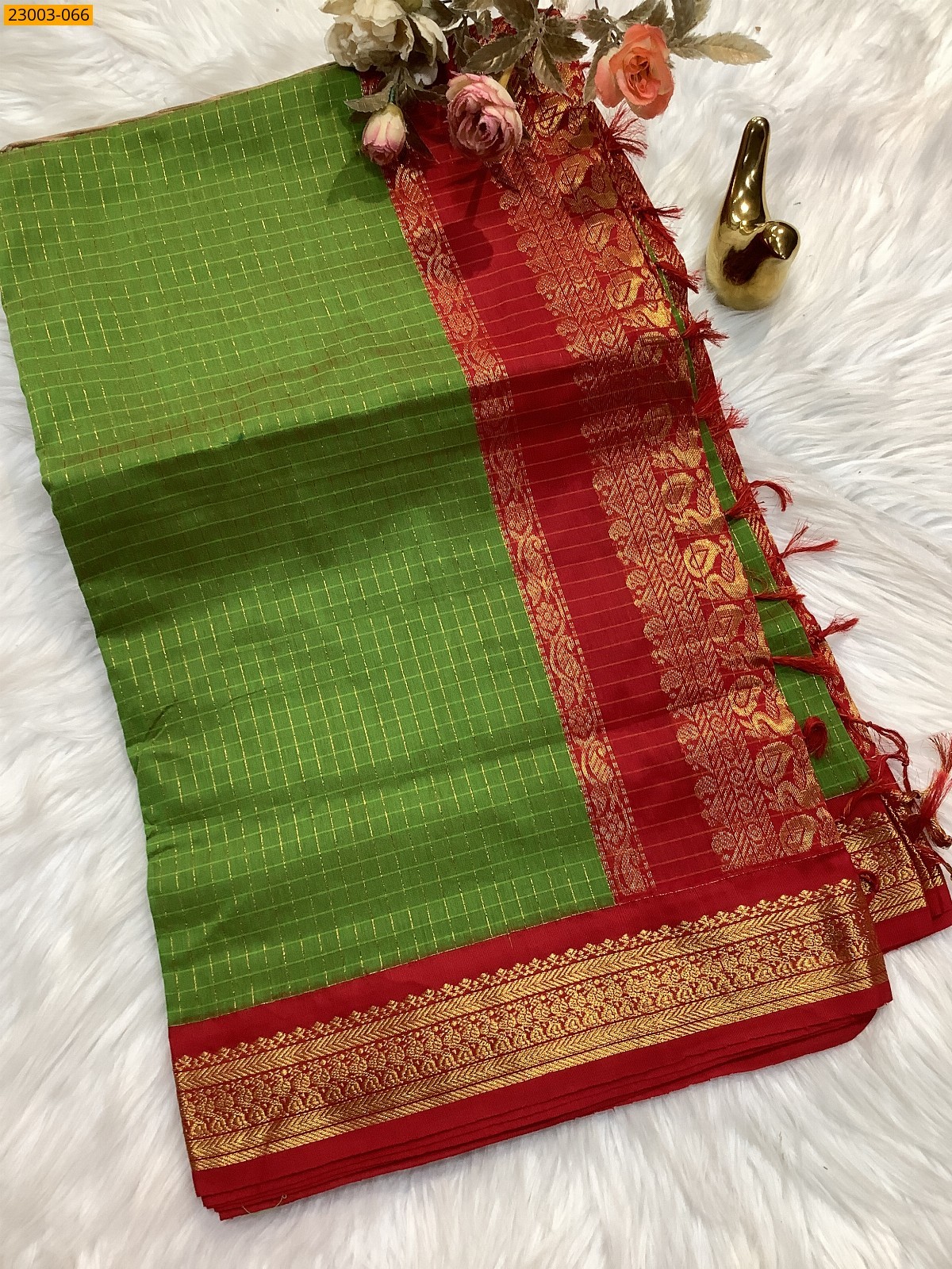 Green Kalyani Cotton checked Sarees