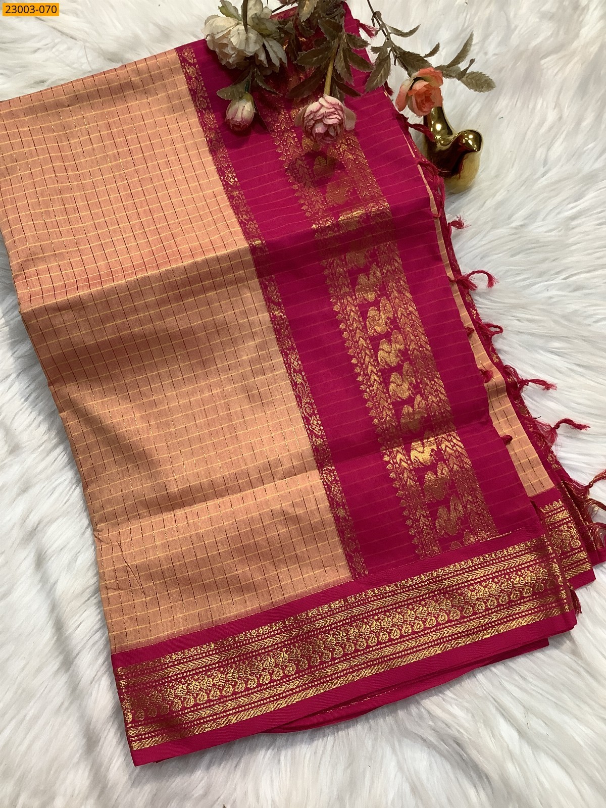 Sandal Kalyani Cotton checked Sarees