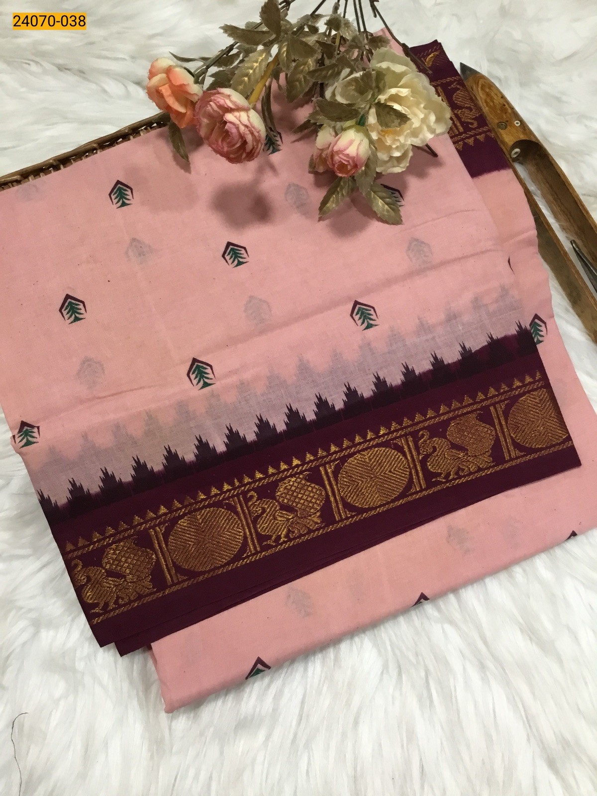 Light Pink Sungudi Pure Cotton Saree