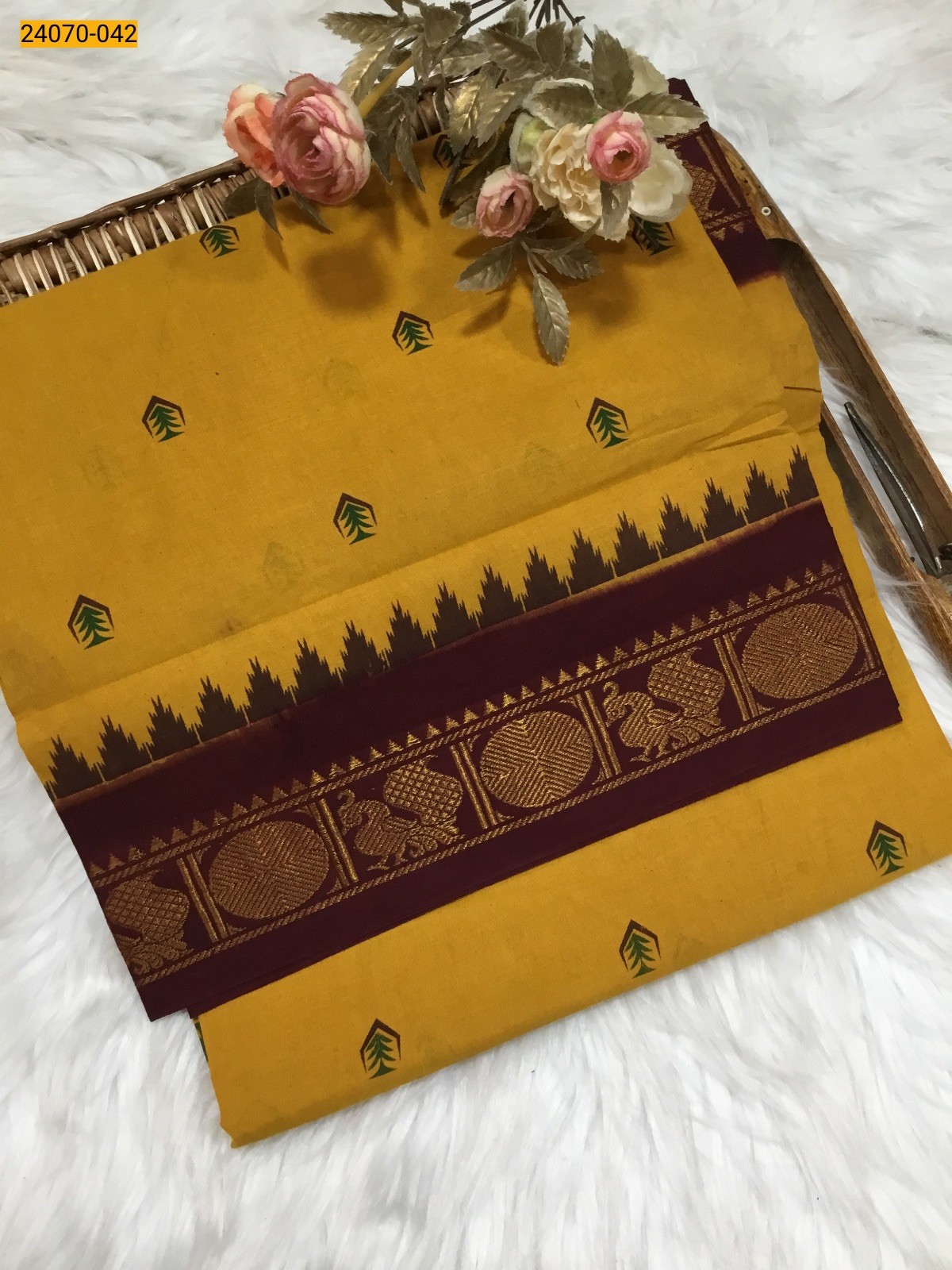 Yellow Sungudi Pure Cotton Saree