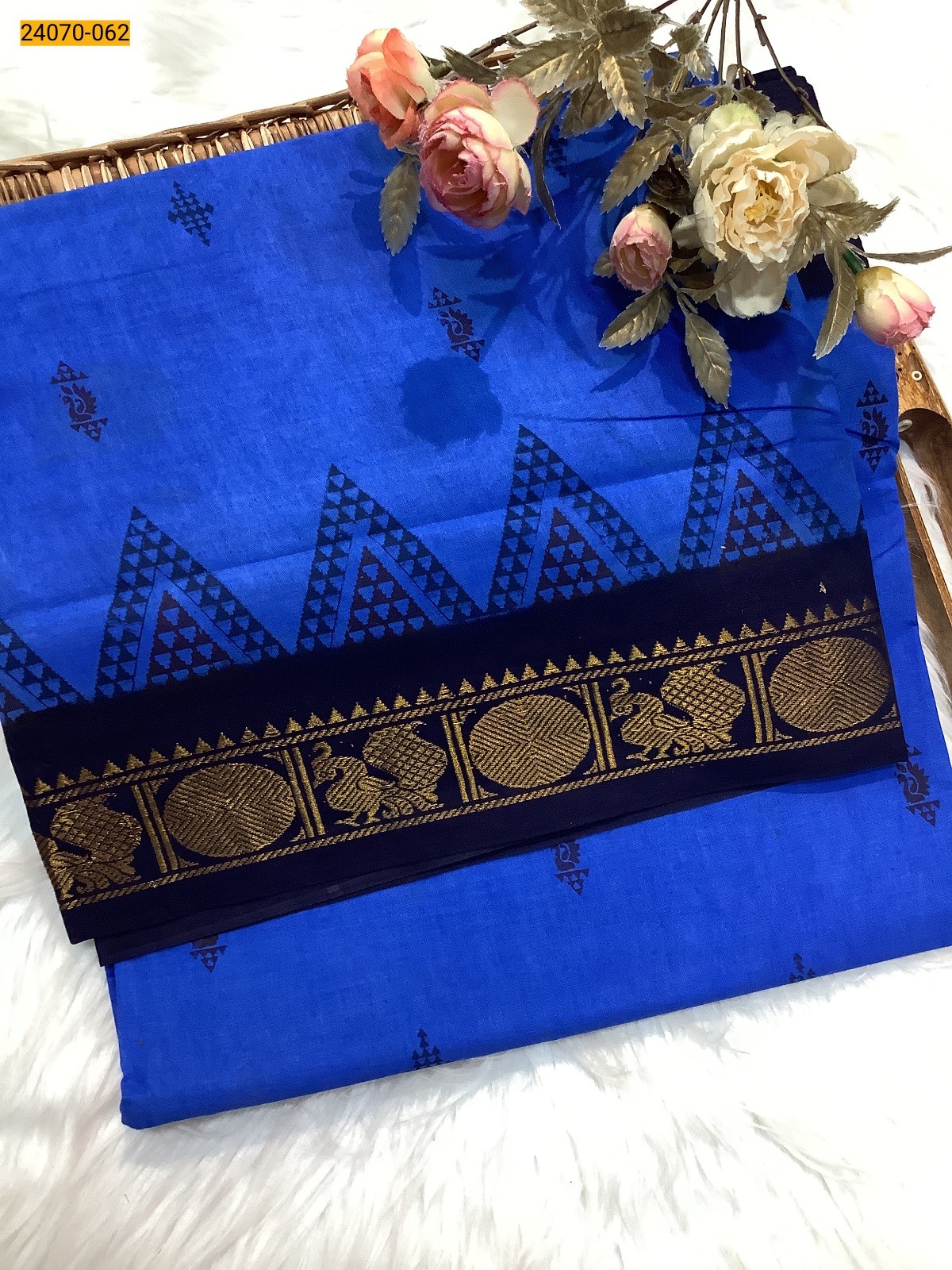 Royal blue Sungudi Pure Cotton Saree