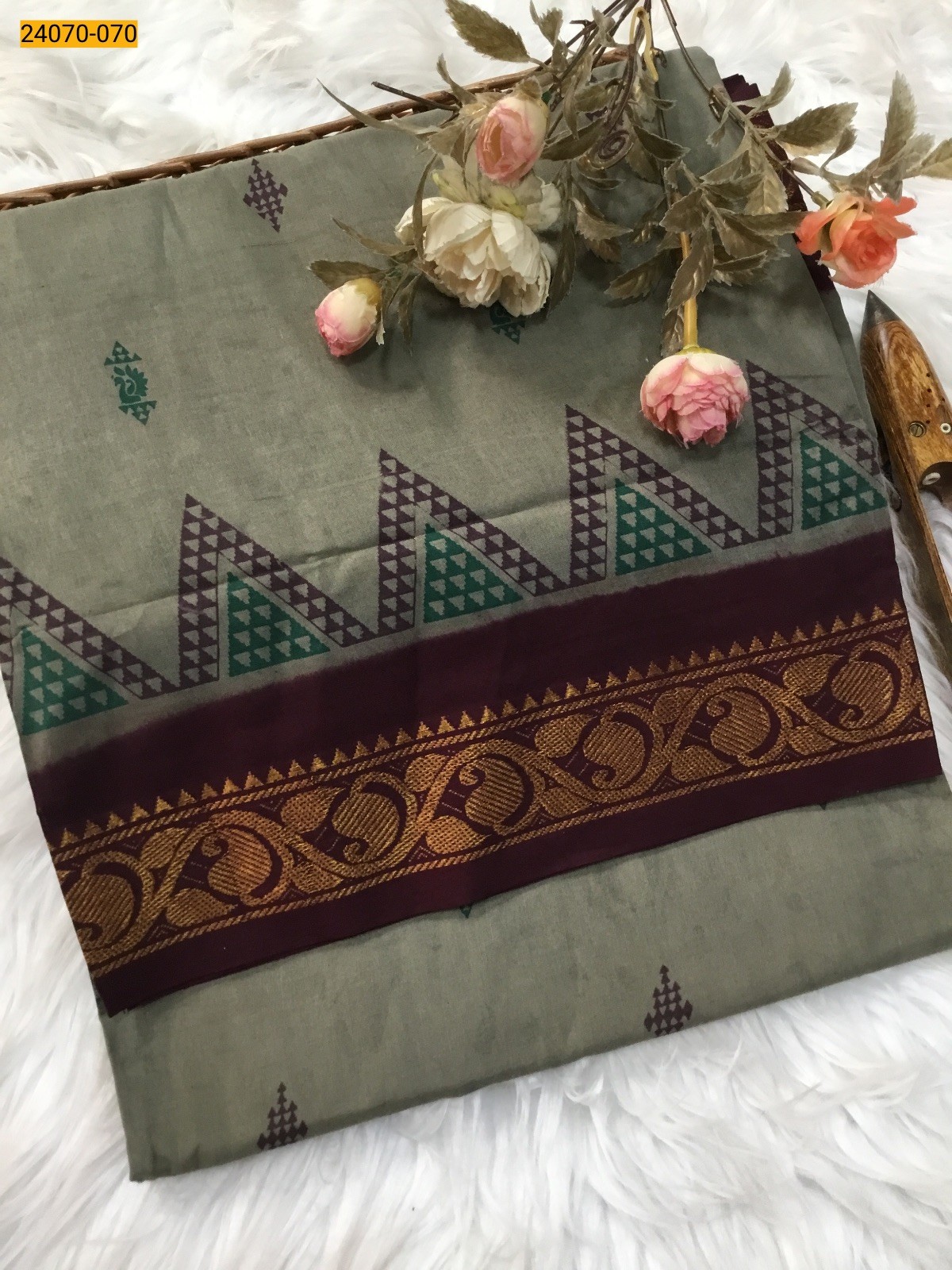 Gray Sungudi Pure Cotton Saree