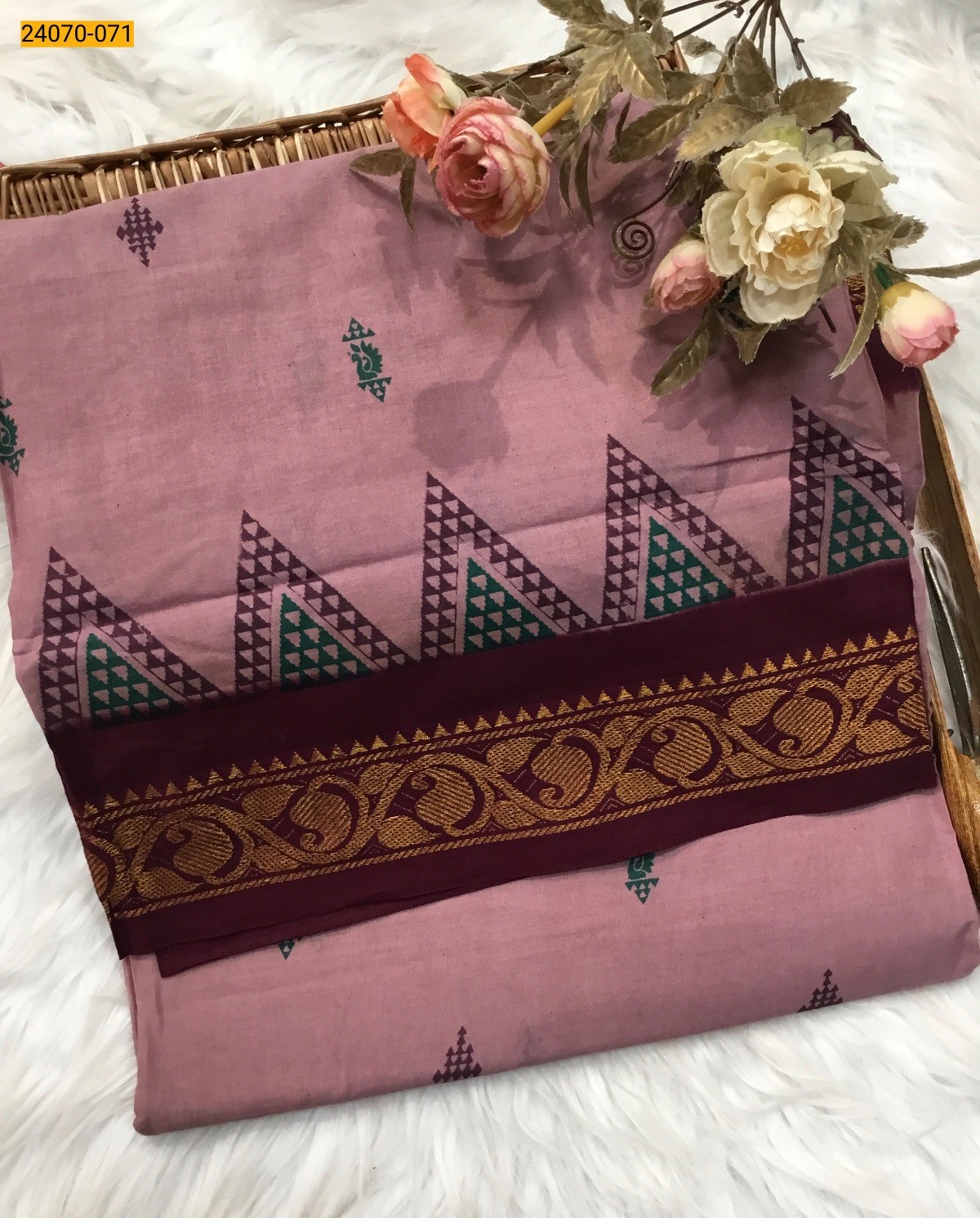 Dark Pink Sungudi Pure Cotton Saree