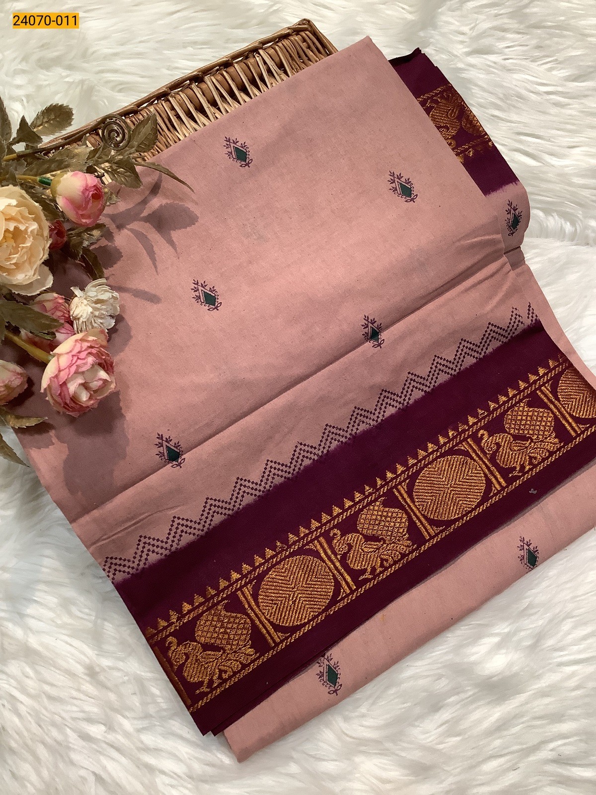 Onion Pink Printed Sungudi Pure Cotton Saree