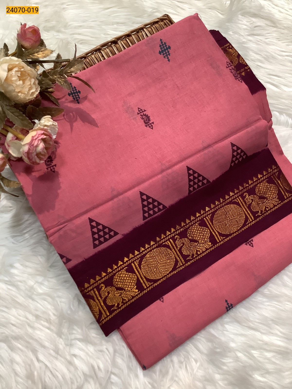 Pink Printed Sungudi Pure Cotton Saree