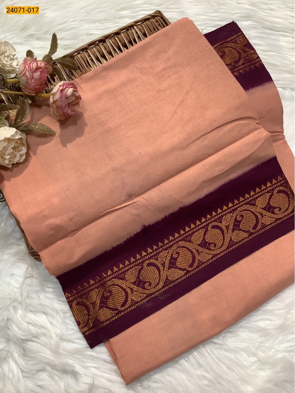 Light Orange Plain Sungudi Cotton Saree