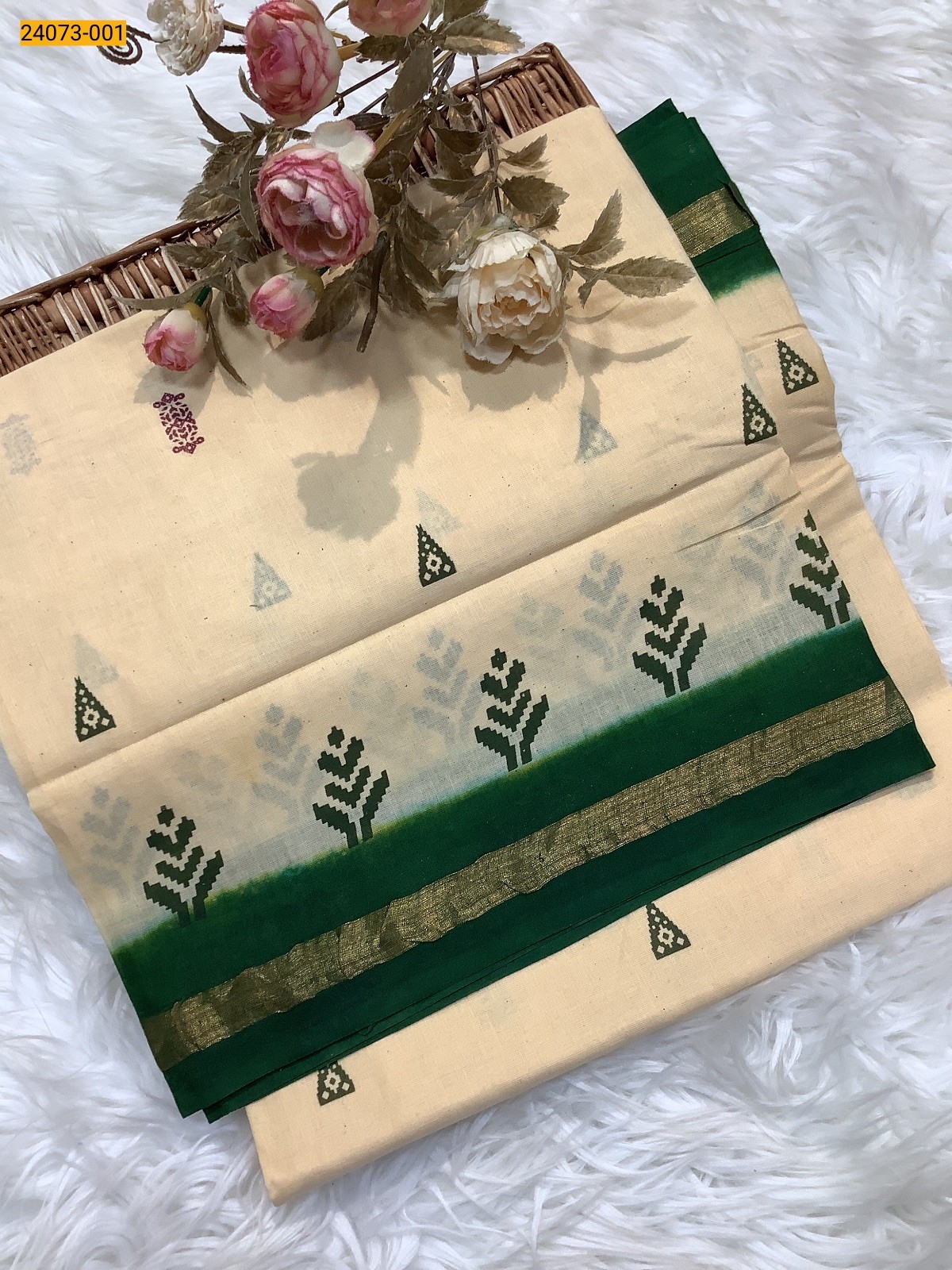 Half White Sungudi Cotton Printed Saree