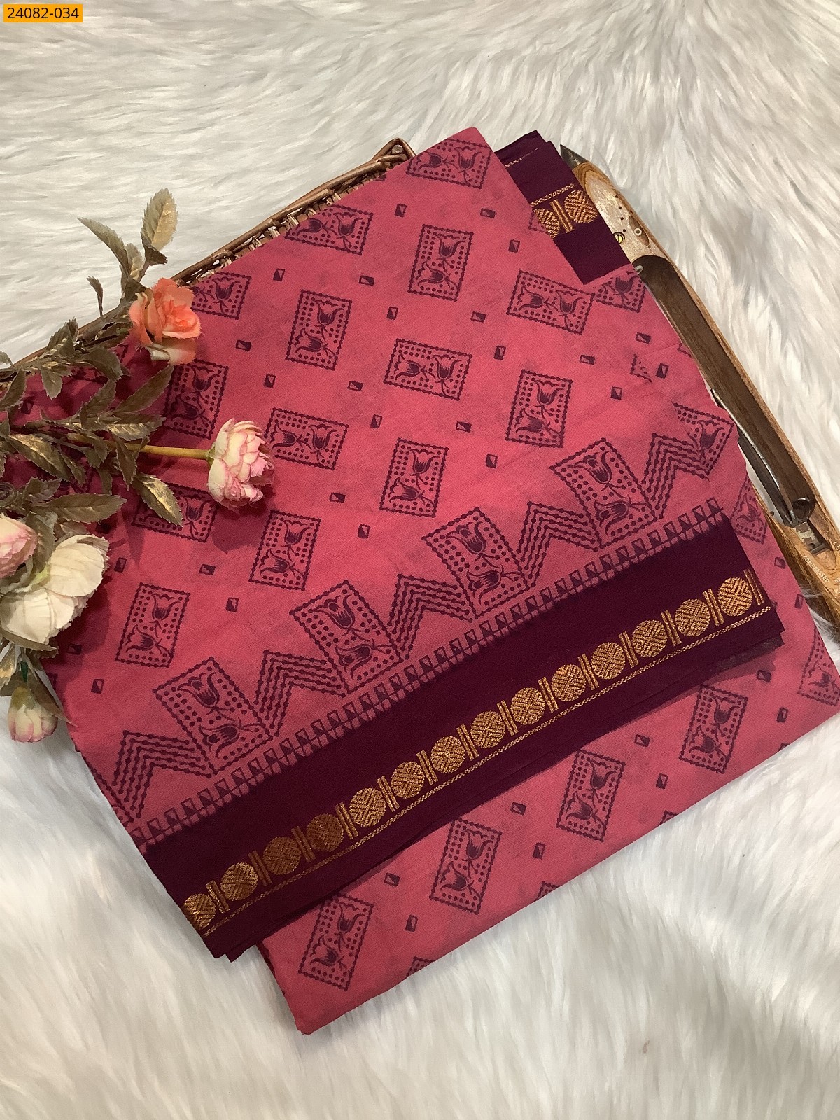 Dark pink Sungudi Cotton printed saree 