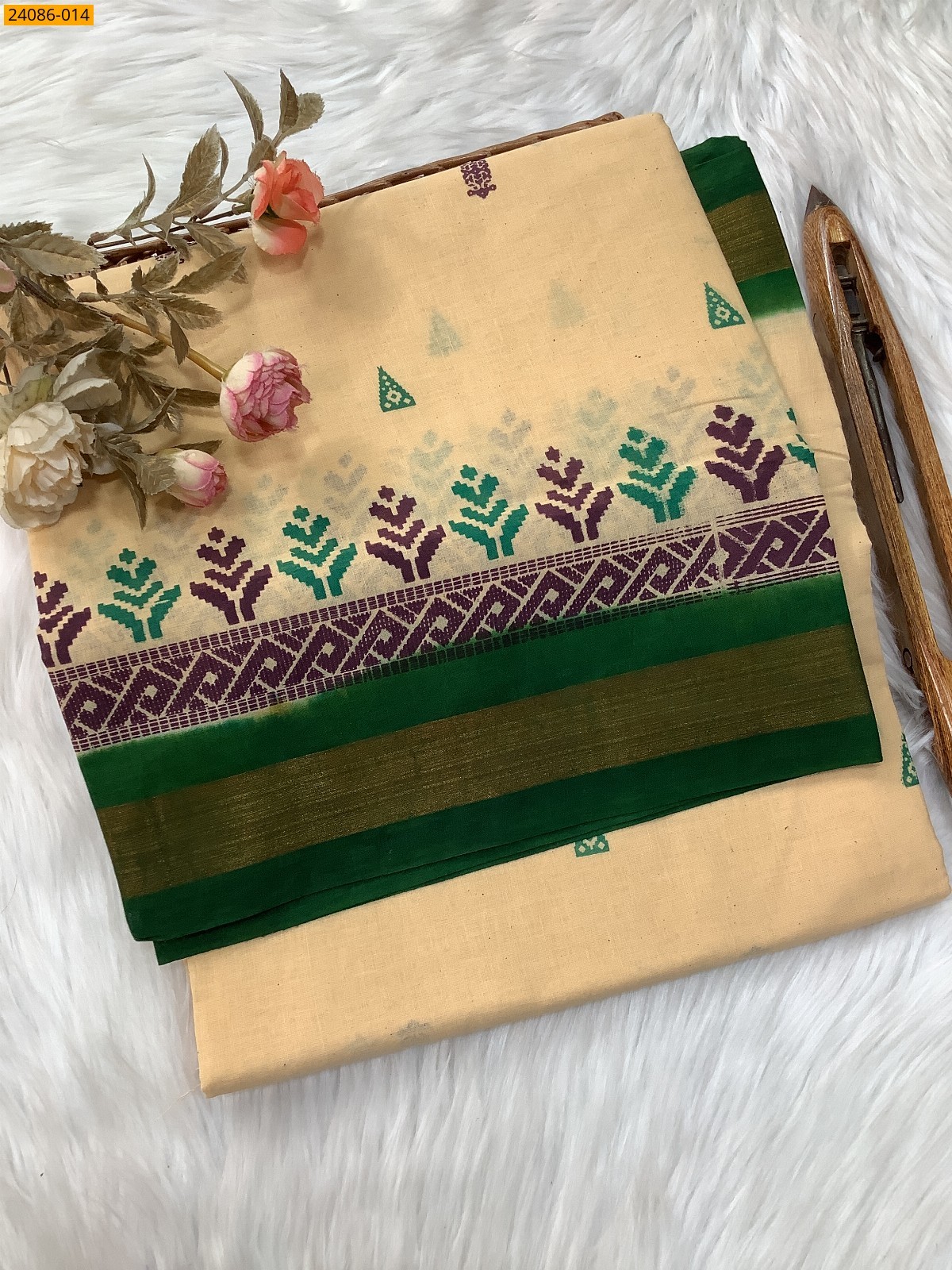 Cream Cotton printed sarees