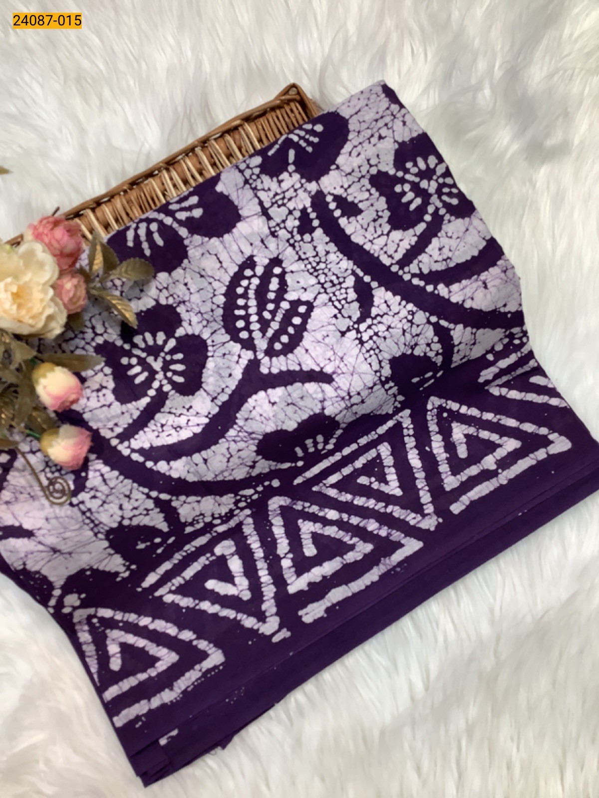 Half White Batik Print Cotton sarees