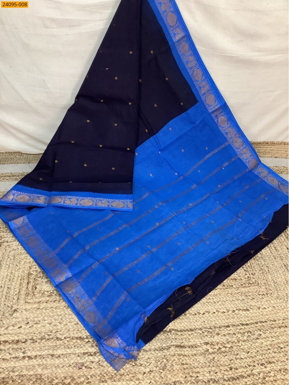 Navy Blue Sungudi Cotton Putta Saree Navy Blue Sungudi Cotton Putta Saree