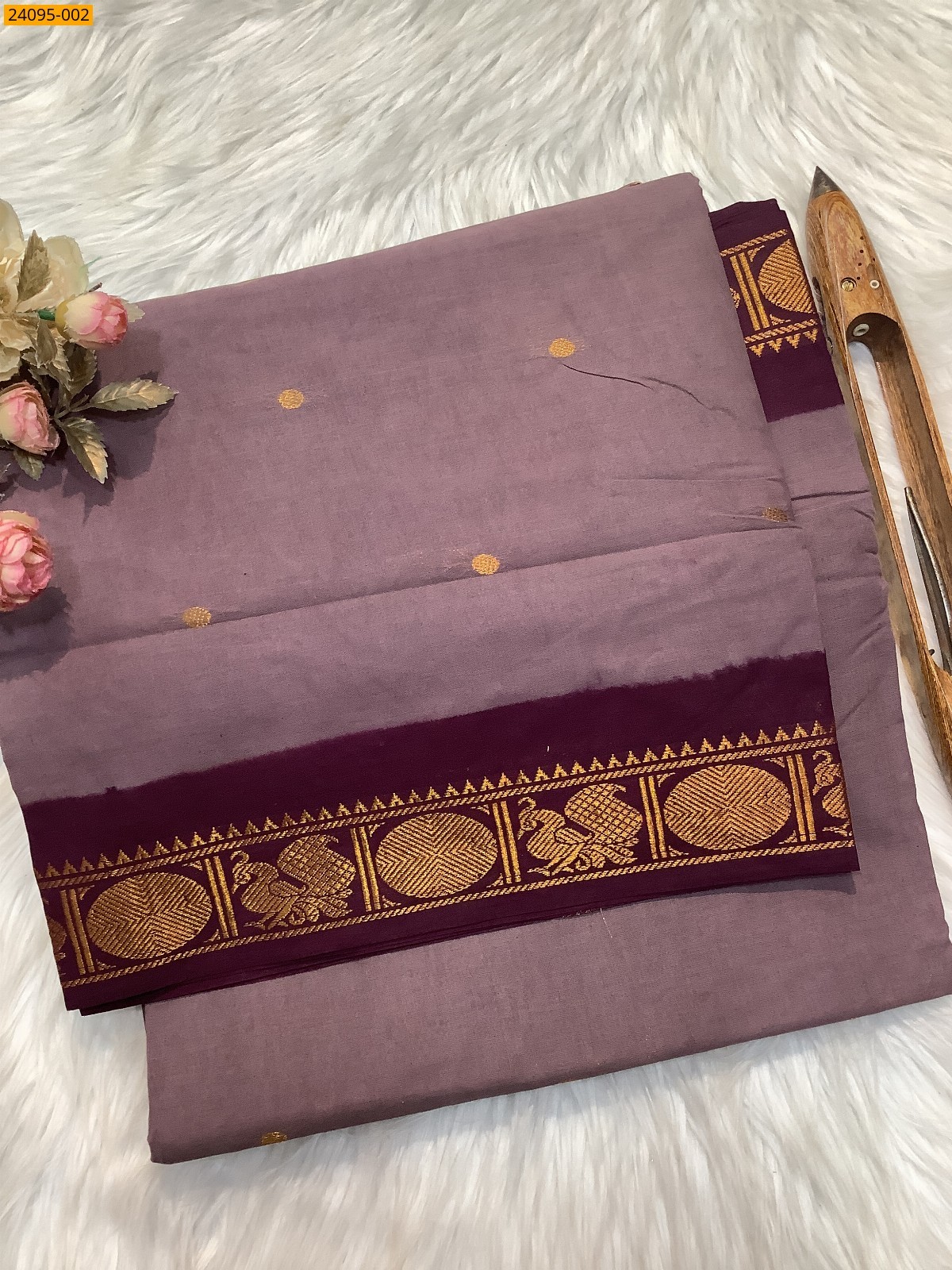 Gray Sungudi Cotton Putta Saree