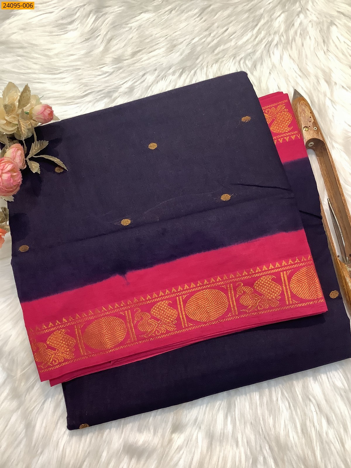 Navy Blue Sungudi Cotton Putta Saree