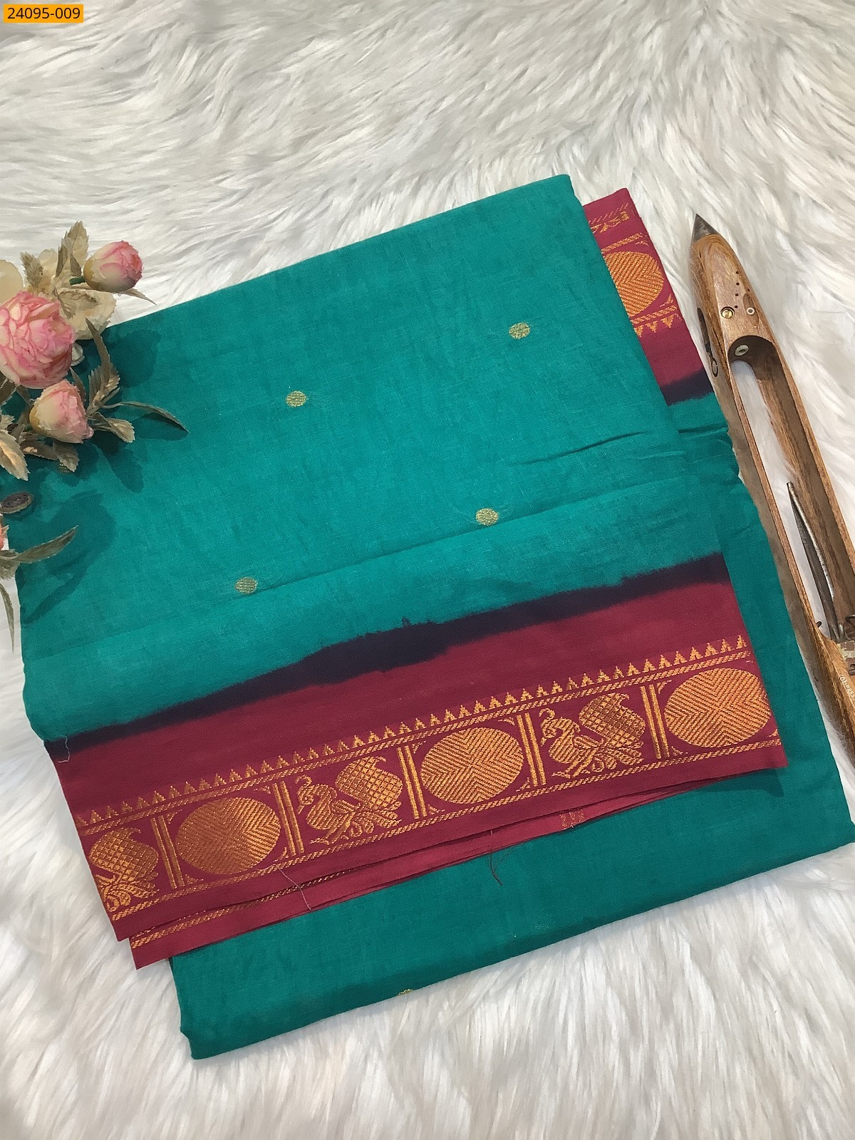 Green Sungudi Cotton Putta Saree