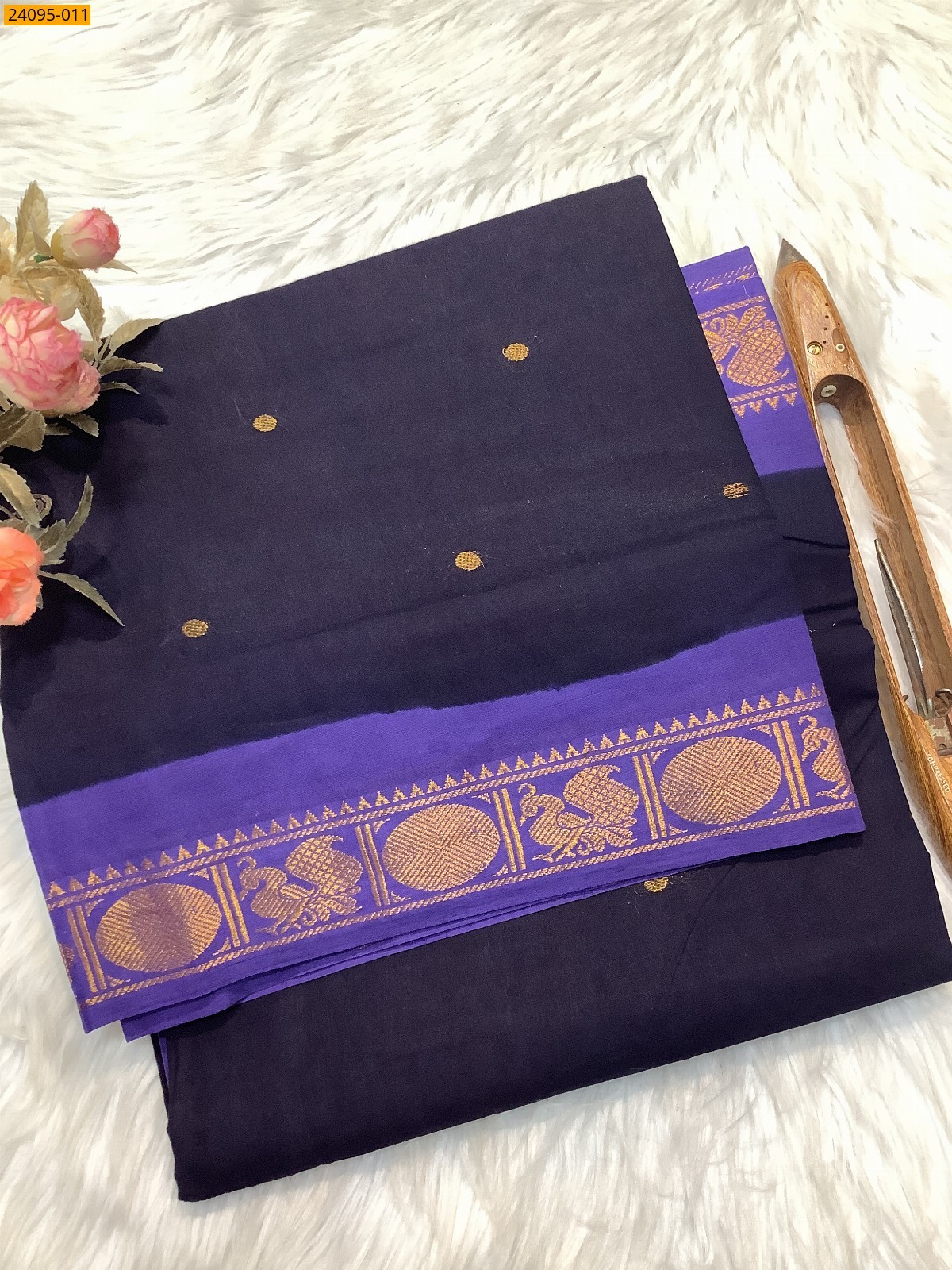 Navy Blue Sungudi Cotton Putta Saree