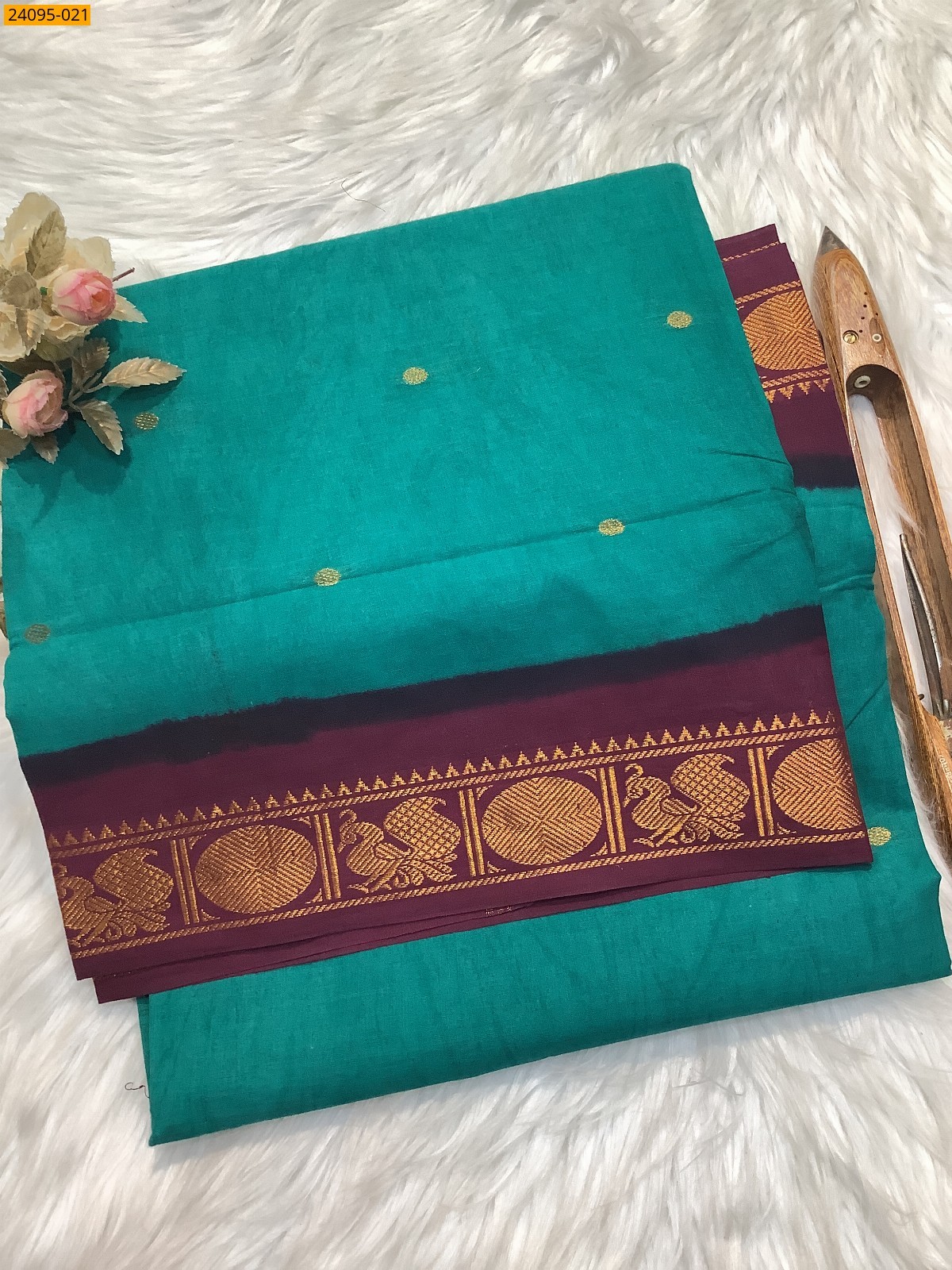Green Sungudi Cotton Putta Saree