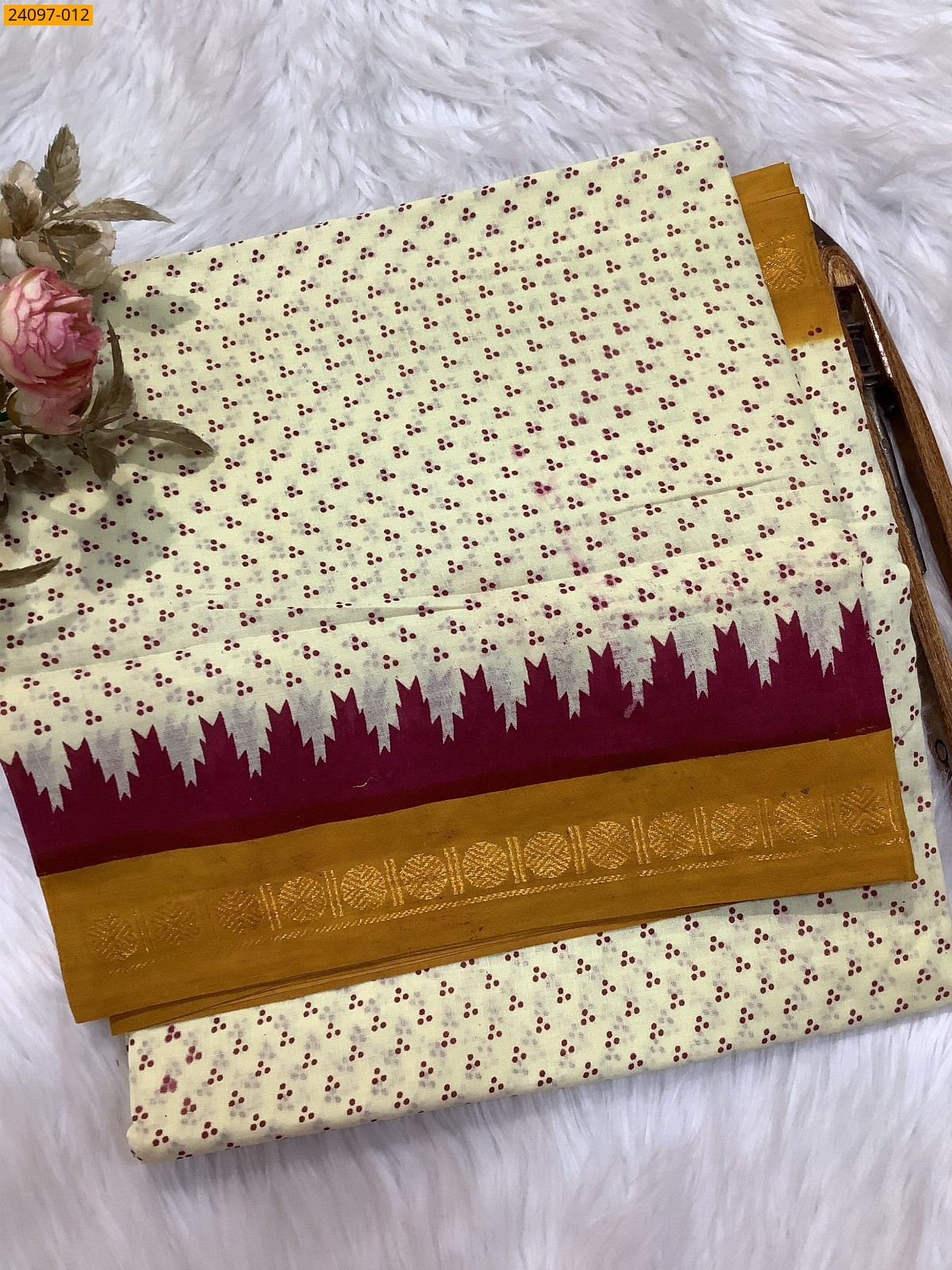 Half White Sungudi Cotton printed saree