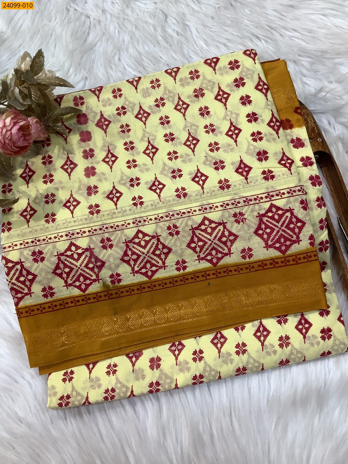 Gream Sungudi Cotton printed saree