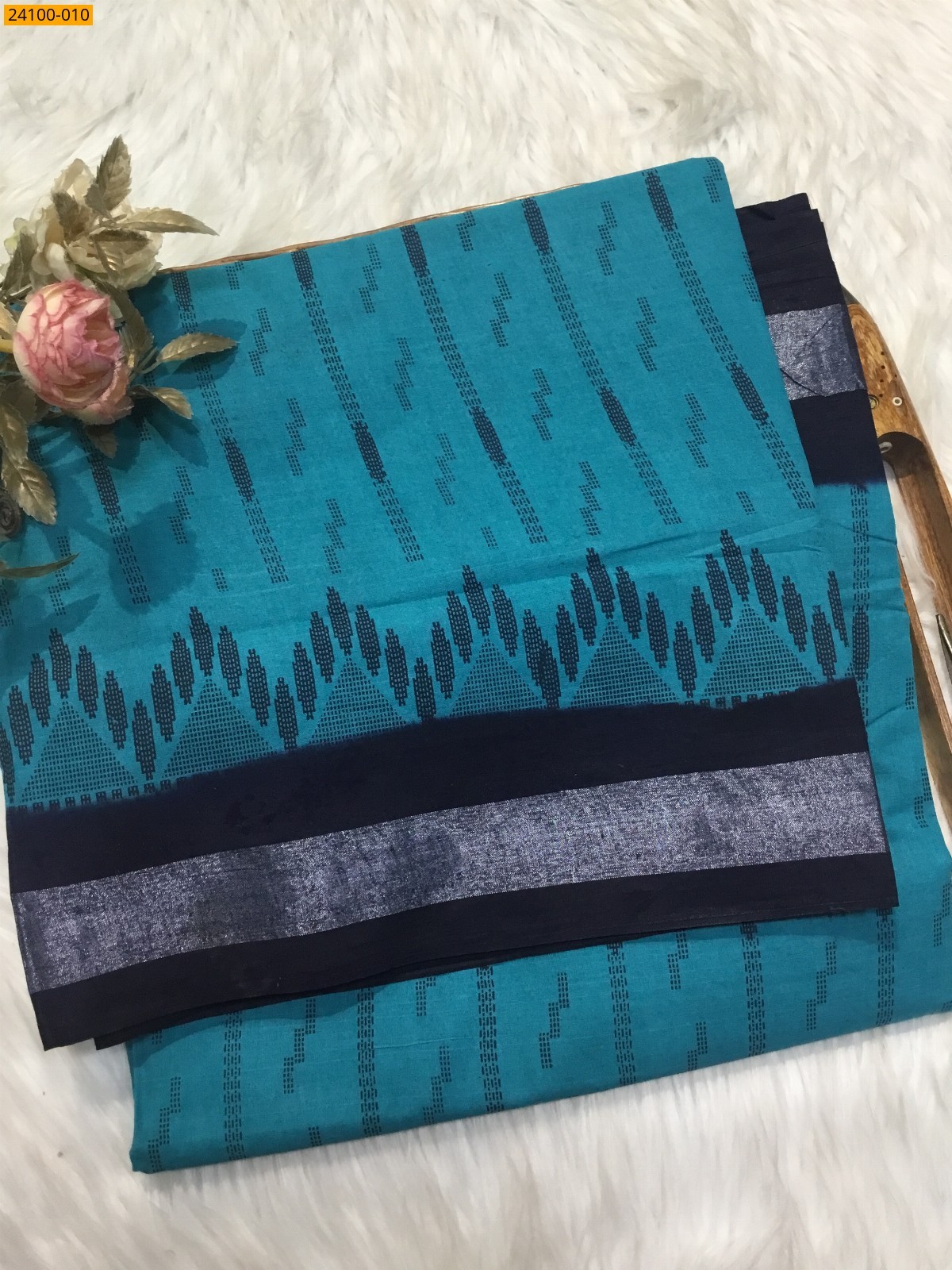 Blue Sungudi Cotton Printed Saree