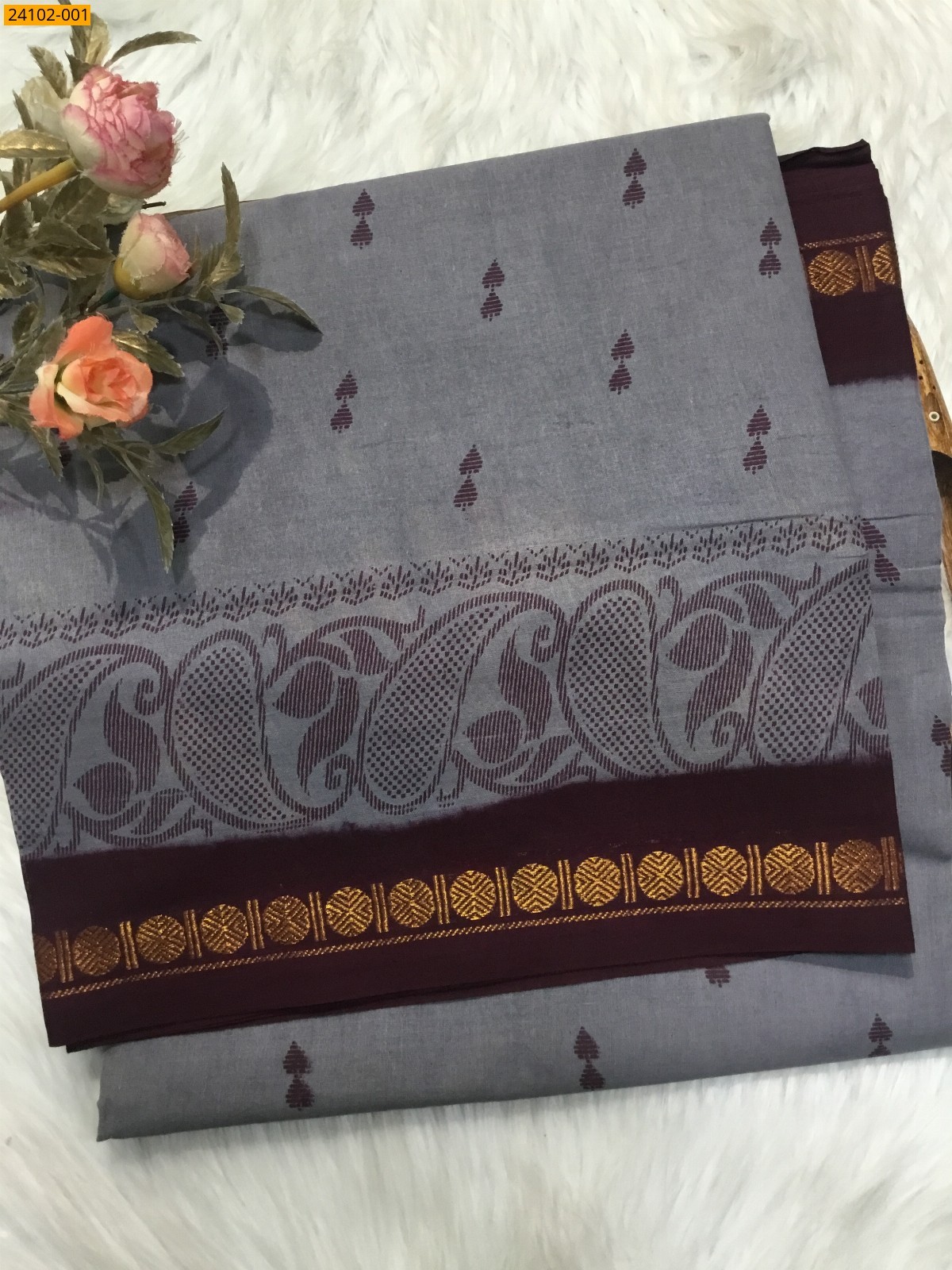 Gray Sungudi Cotton Printed Saree