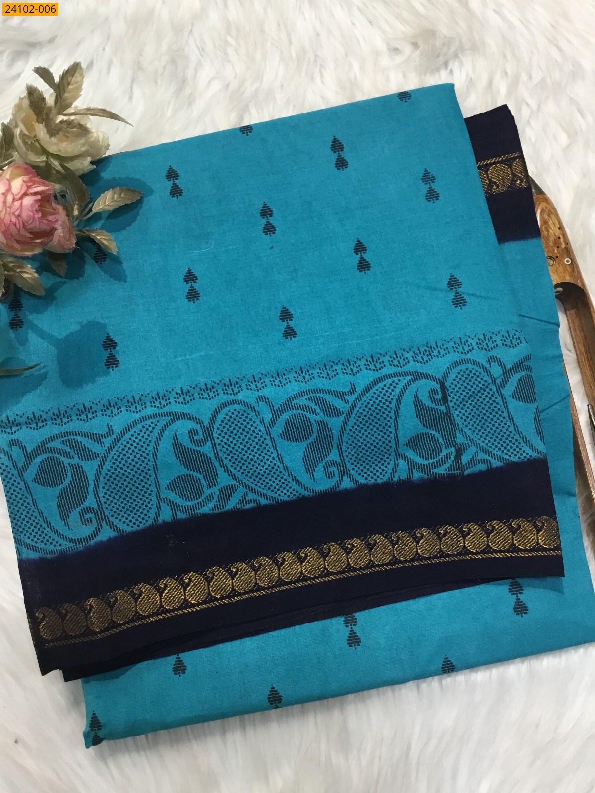 Blue Sungudi Cotton Printed Saree
