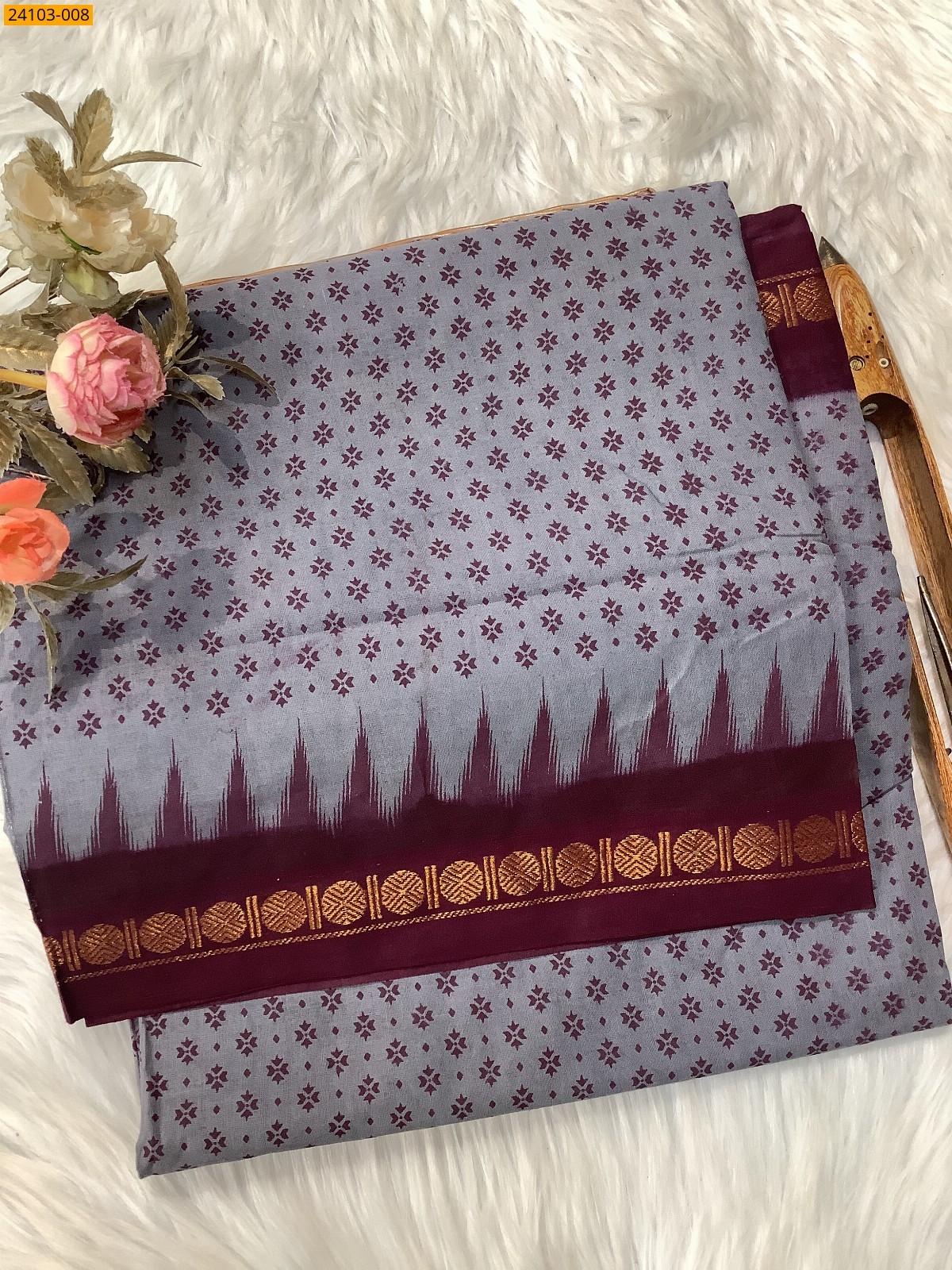 Gray Sungudi Cotton Printed Saree