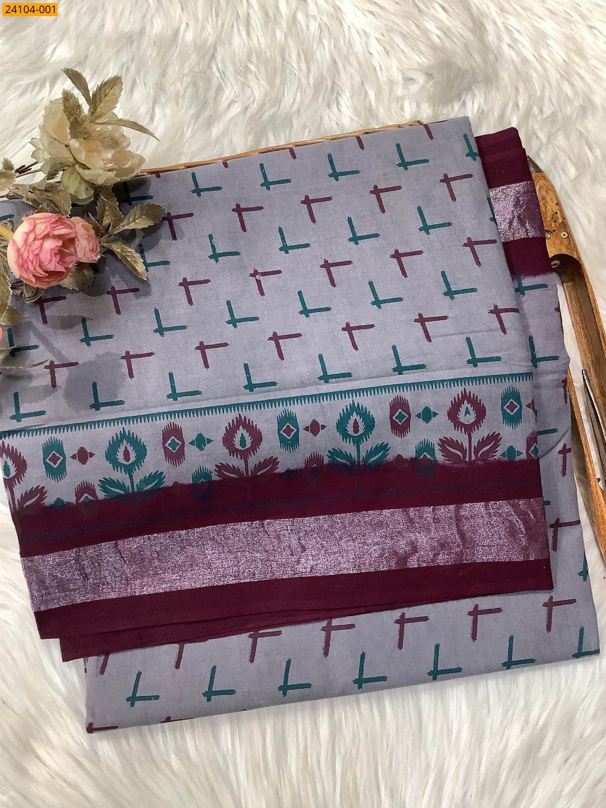 Gray Sungudi Cotton Printed Saree