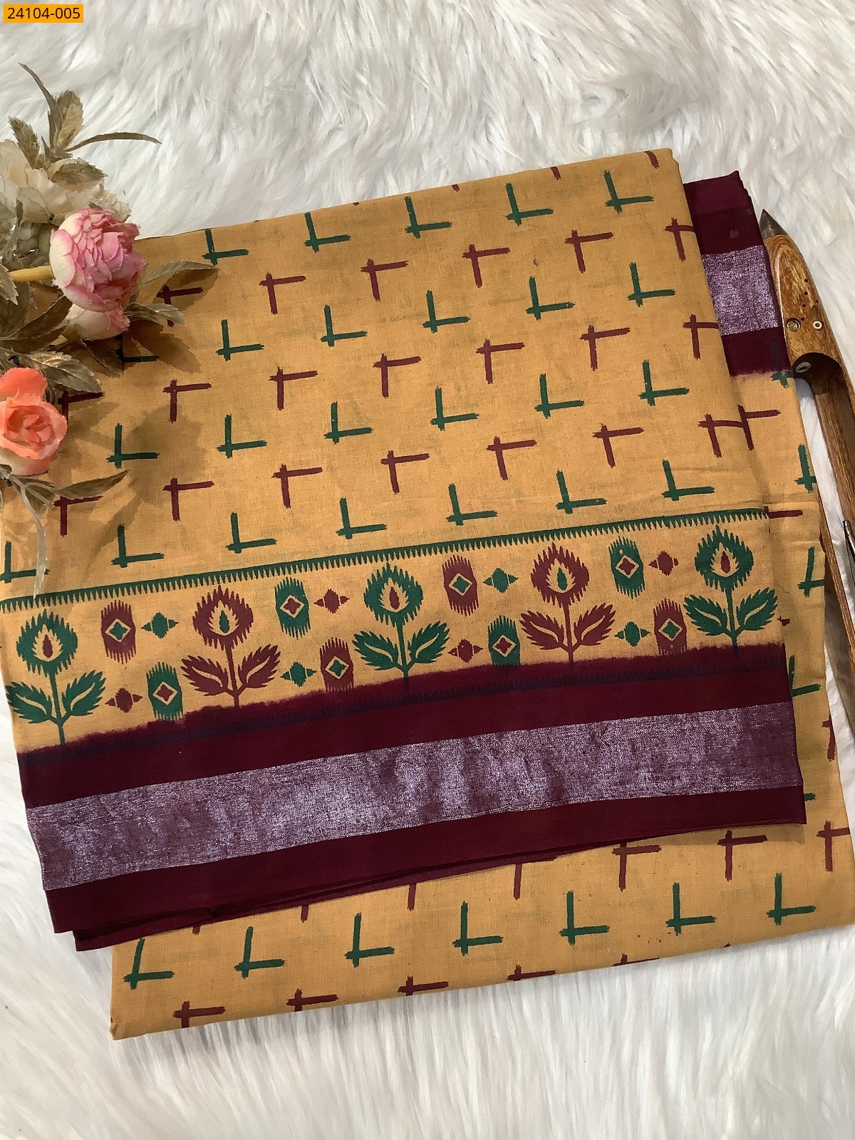 Sandal Sungudi Cotton Printed Saree