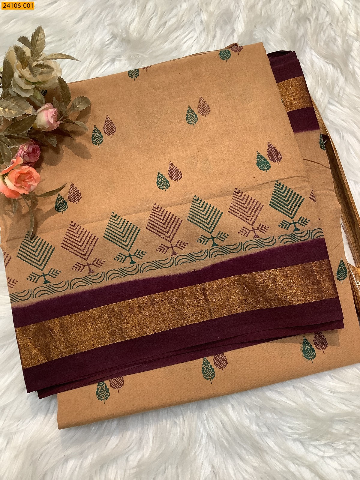Beige Sungudi Cotton Printed Saree