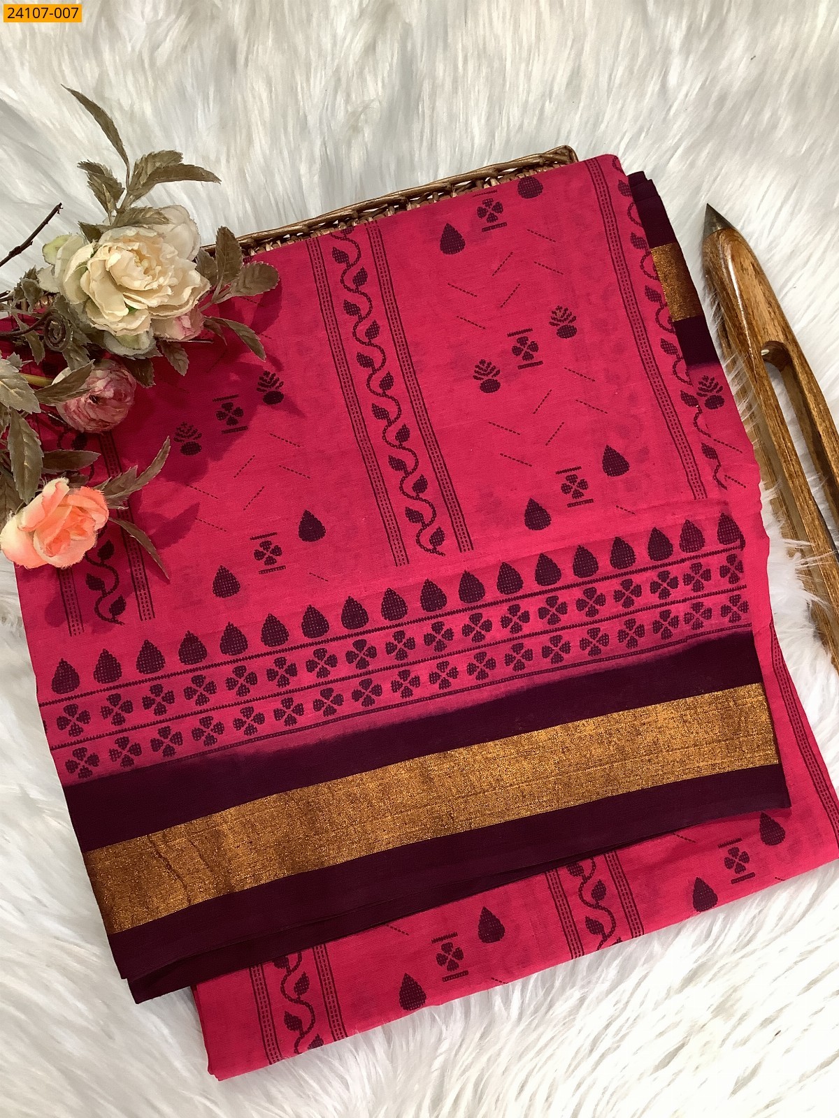 Dark Pink Cotton printed sarees