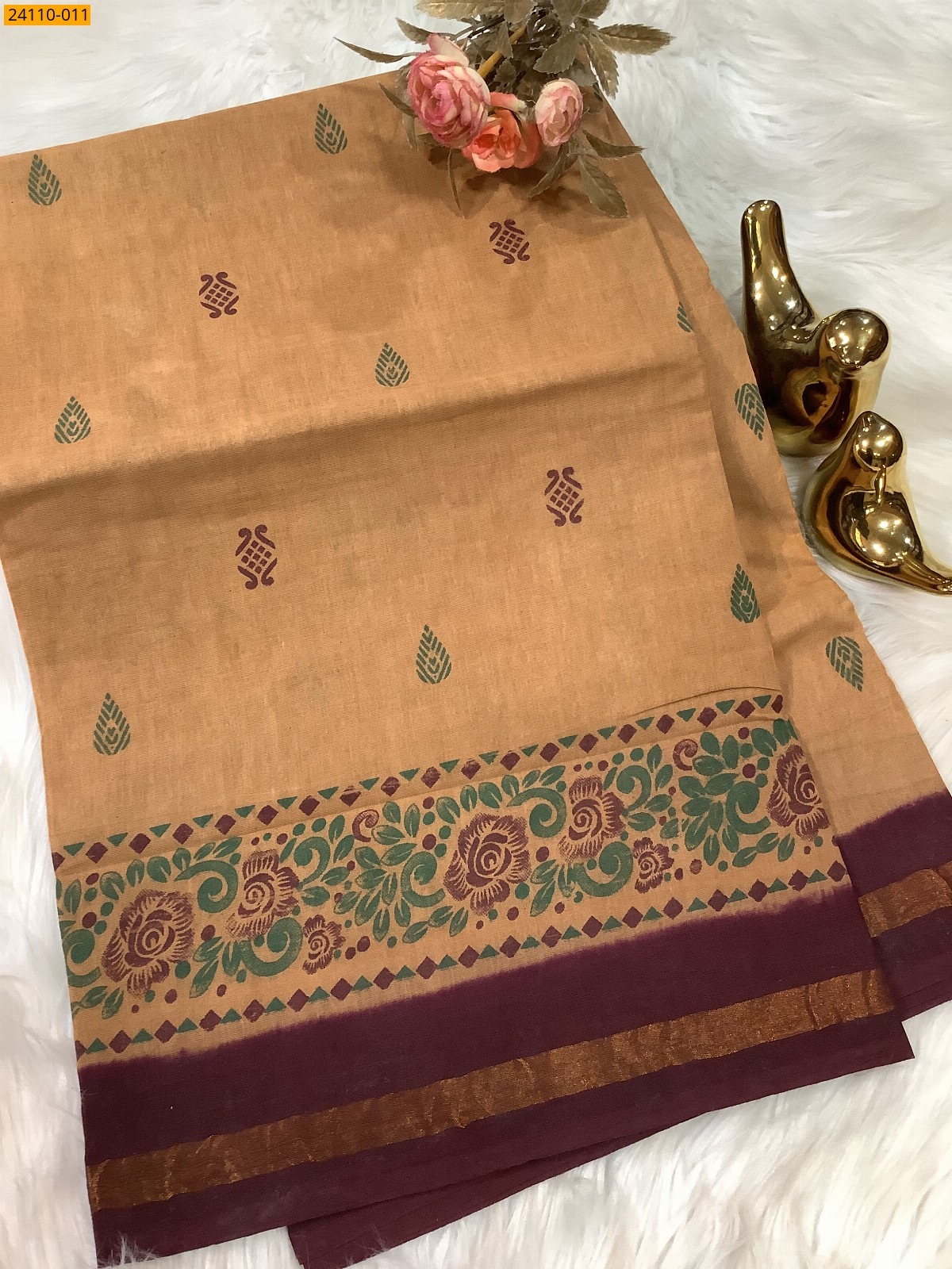 Brown Sungudi cotton printed saree