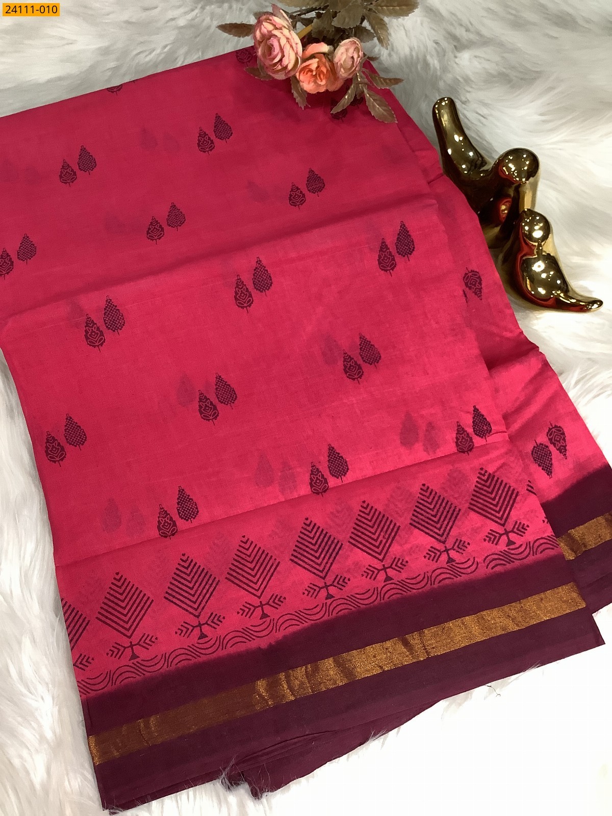 Dark Pink Sungudi Cotton Printed Saree