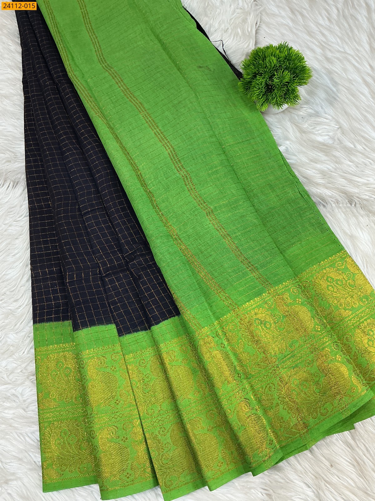 Navy Blue Sungudi Cotton zari kattam Sarees