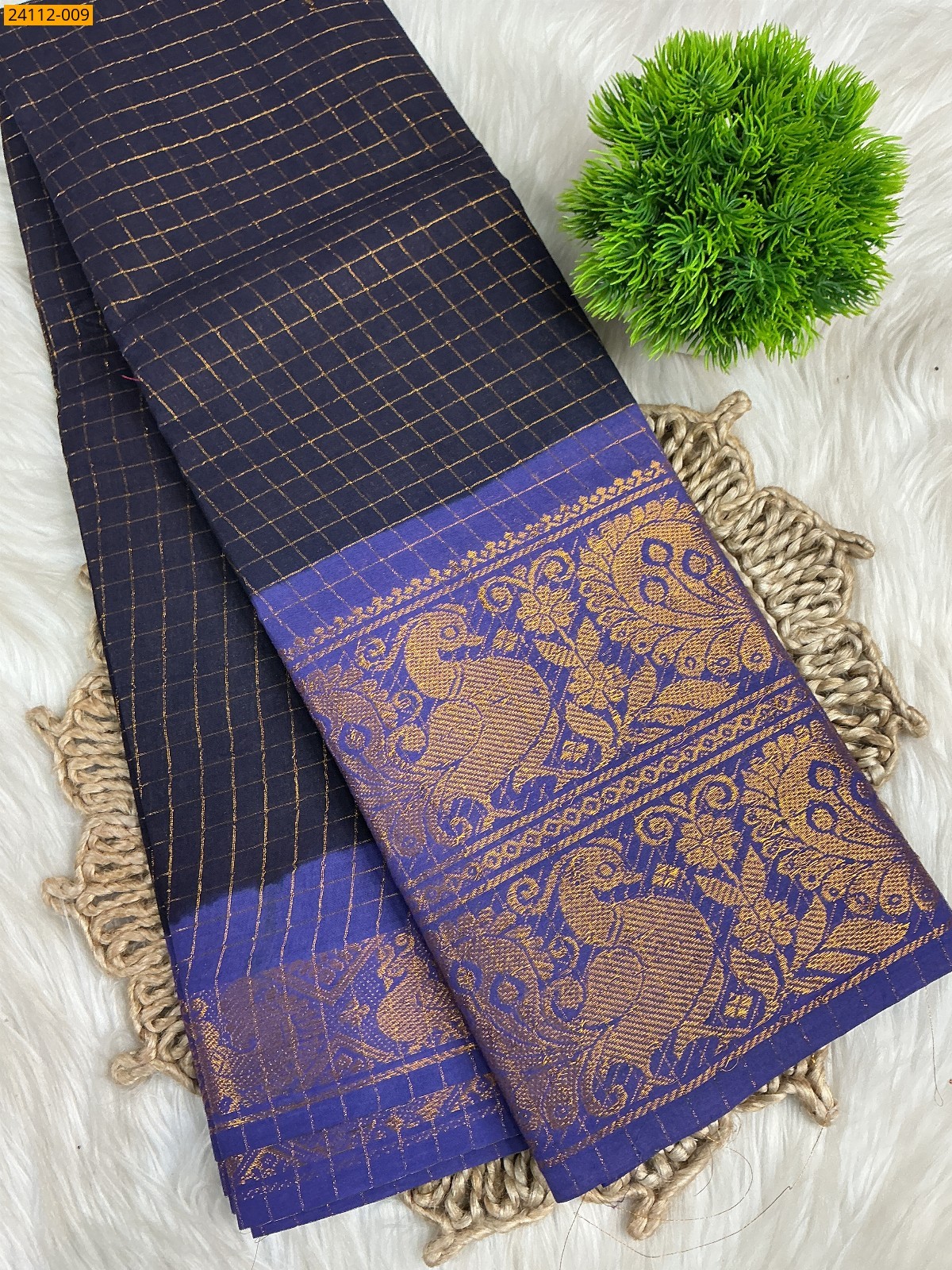 Navy Blue Sungudi Cotton zari kattam Sarees