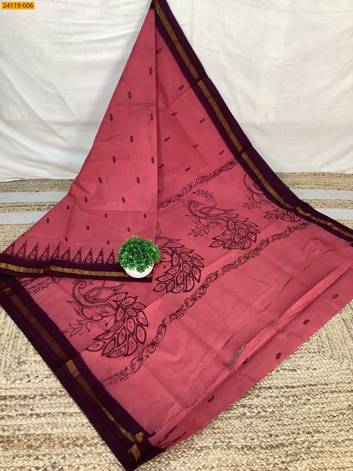 Lavendar Sungudi Cotton Printed Saree