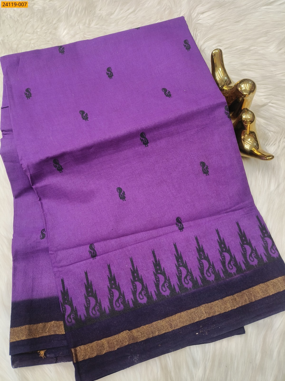 Lavendar Sungudi Cotton Printed Saree