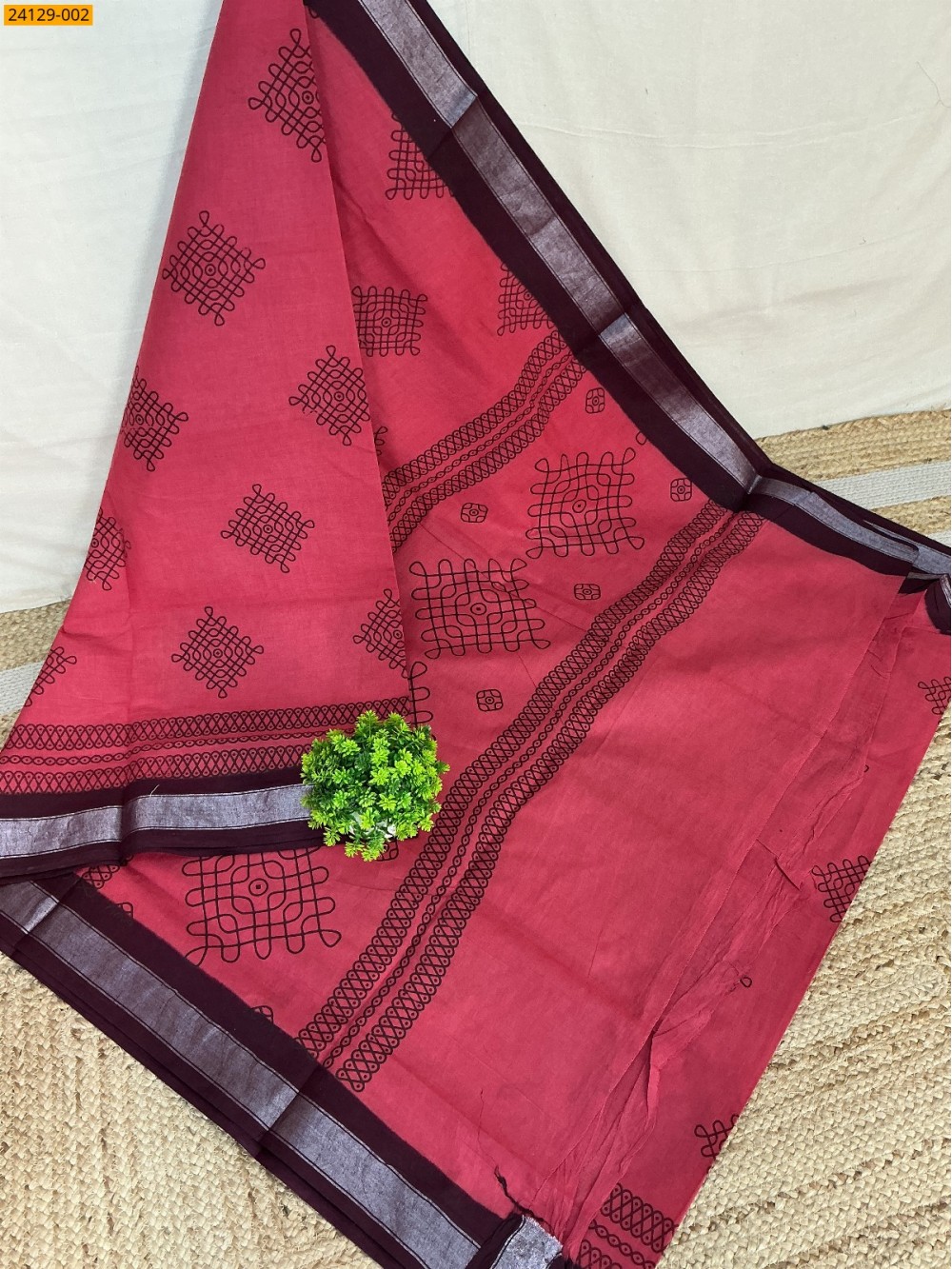 Light pink Sungudi cotton printed sarees Light pink Sungudi cotton printed sarees