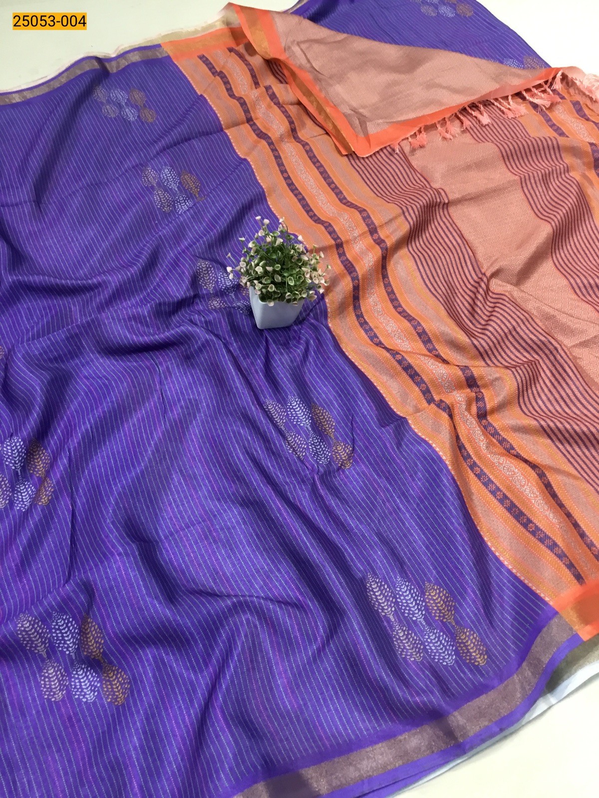 Violet Mulmul Linen Silk Saree