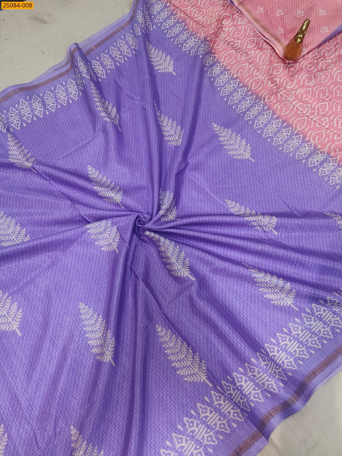 Lavendar With Pink Fancy soft linen silk sarees