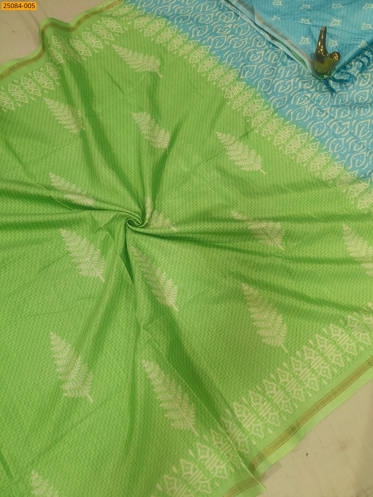 Green With Blue Fancy soft linen silk sarees
