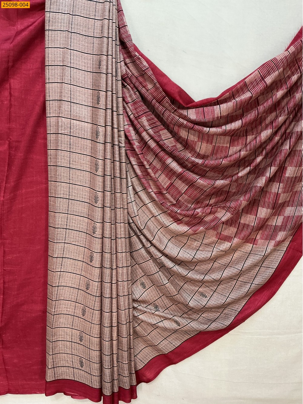 Multi color Malbari Crepe Silk Printed Sarees Multi color Malbari Crepe Silk Printed Sarees