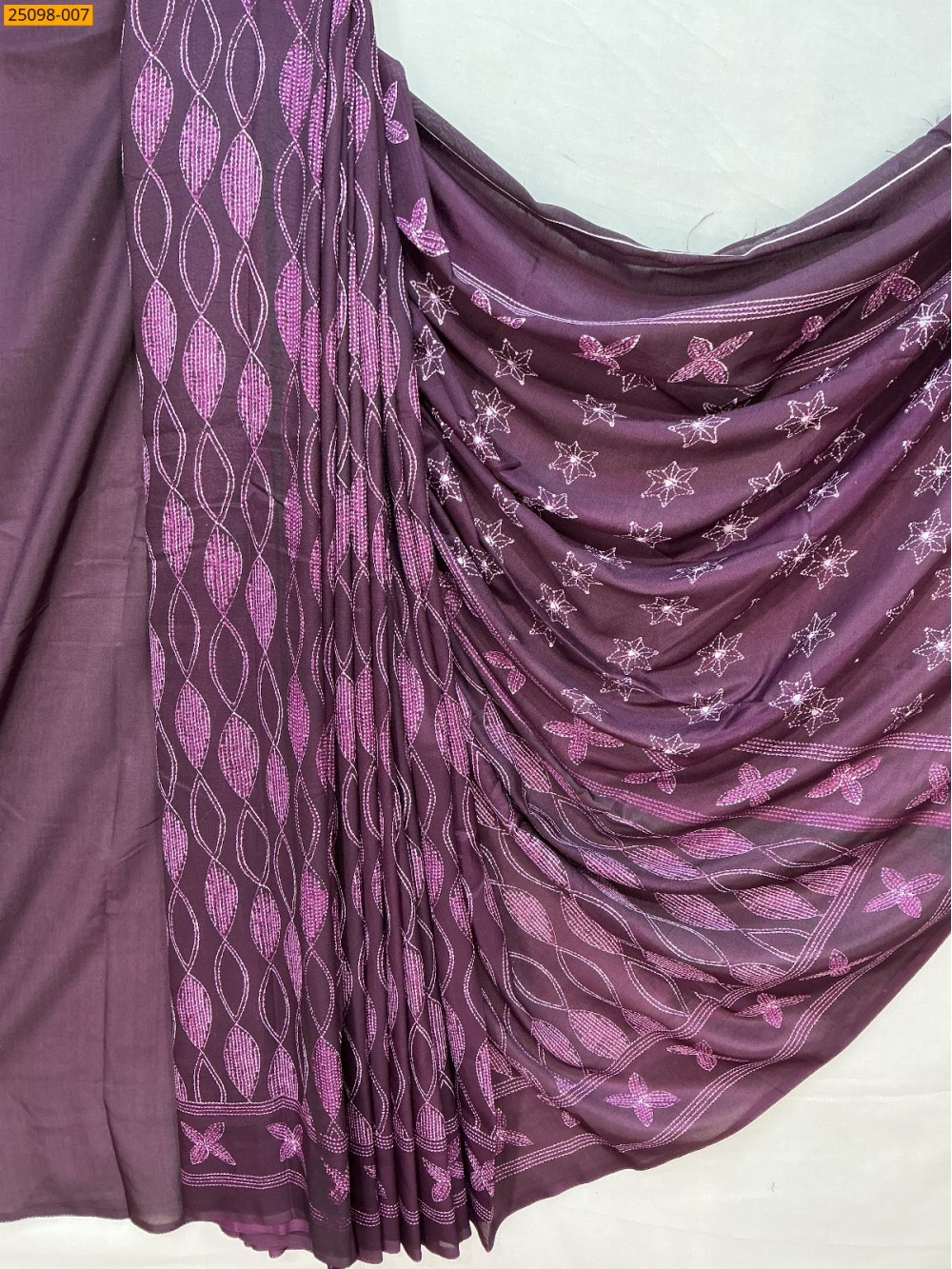 Wine Malbari Crepe Silk Printed Sarees Wine Malbari Crepe Silk Printed Sarees