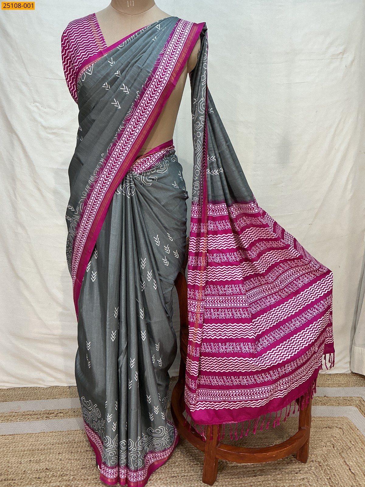 Grey Fancy Soft Linen Silk Saree